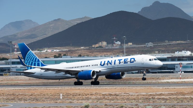 הגלגל ניתק. בואינג 757-200 יונייטד. צילום: shutteerstock הגלגל ניתק. בואינג 757-200 יונייטד. צילום: shutteerstock