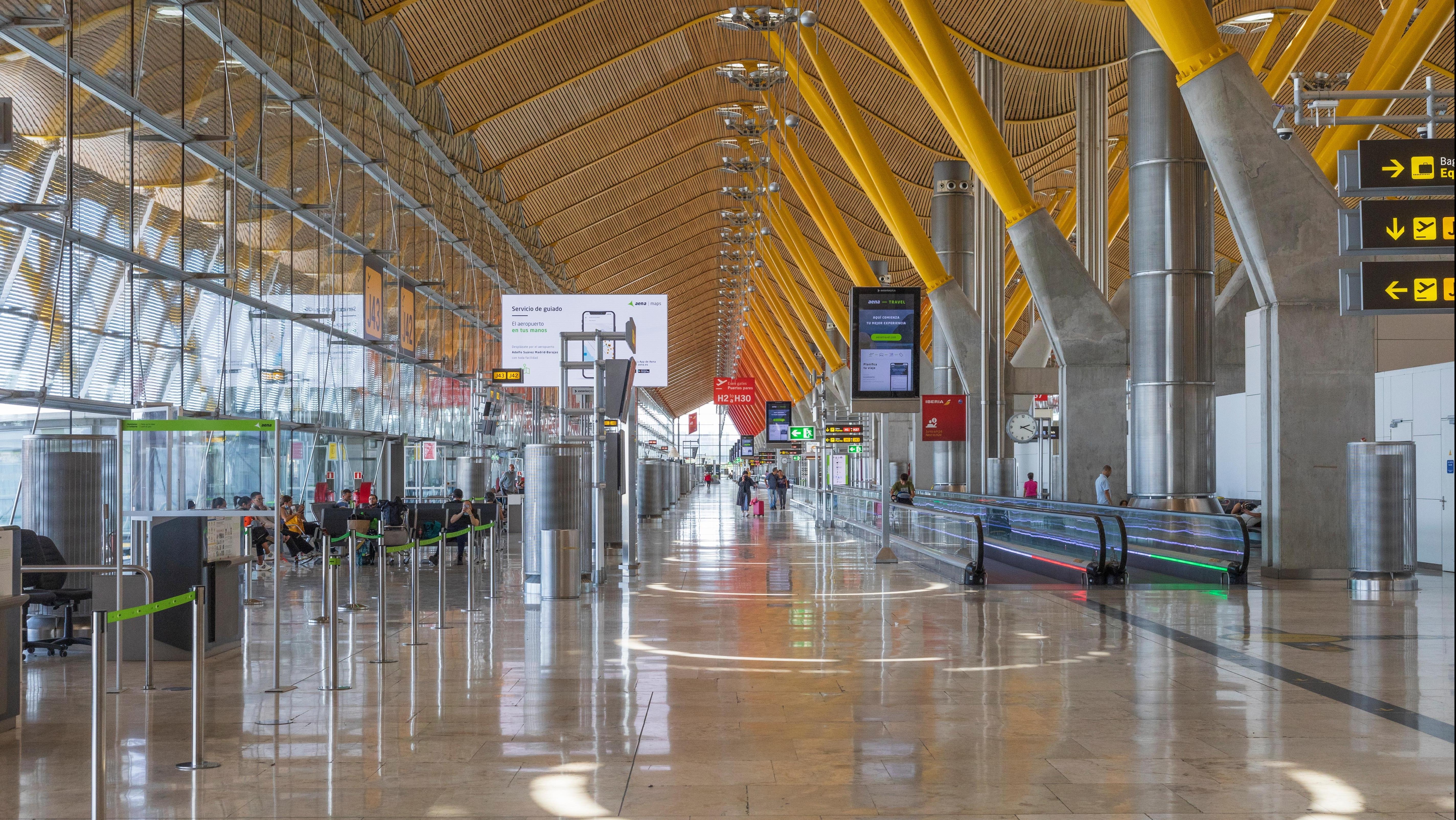 Madrid Airport. Photo: Alekk Pires / Shutterstock.com