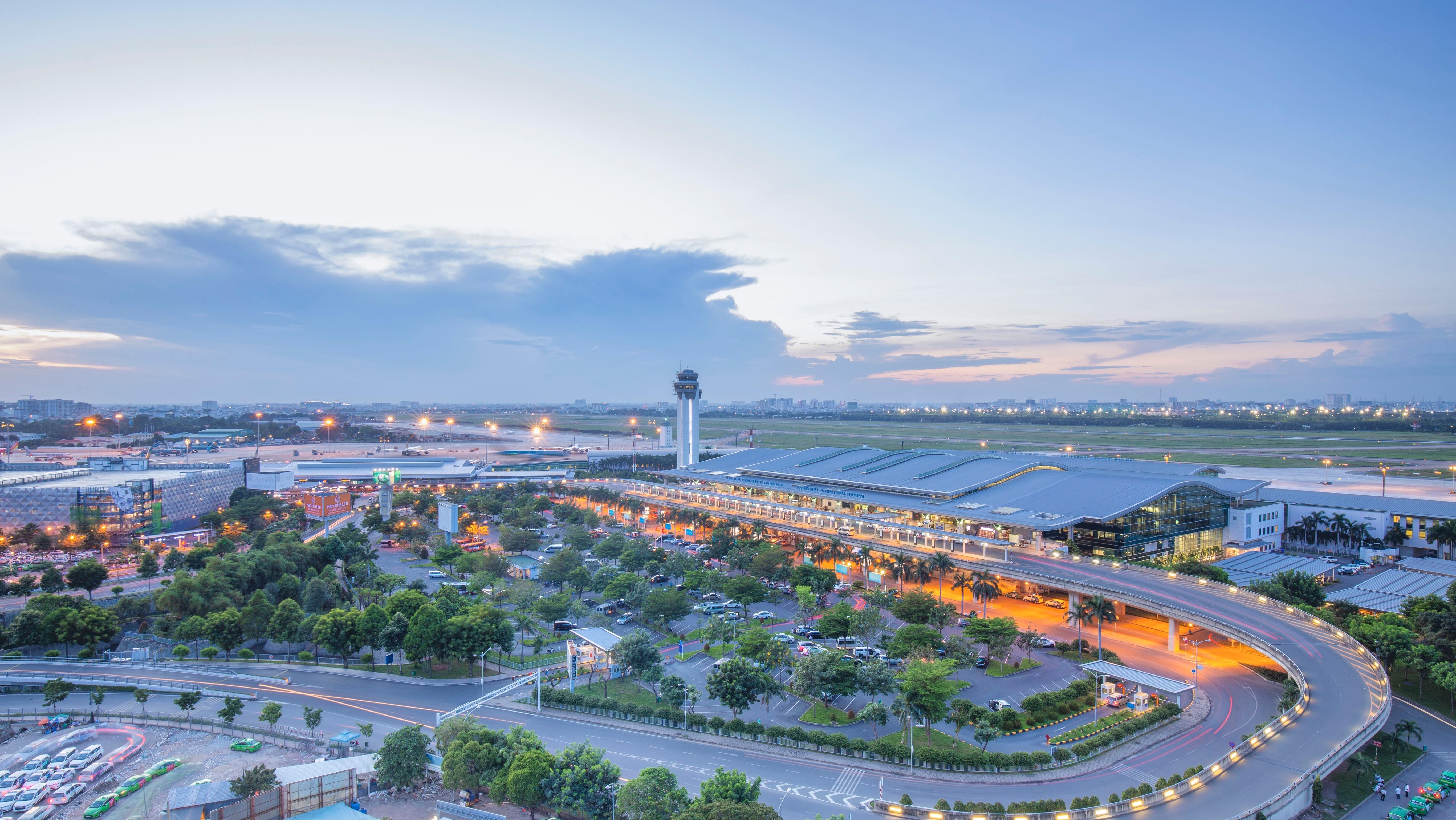 Tan Son Nhat International Airport. Photo: Nguyen Luong Anh Ngoc / Shutterstock.com