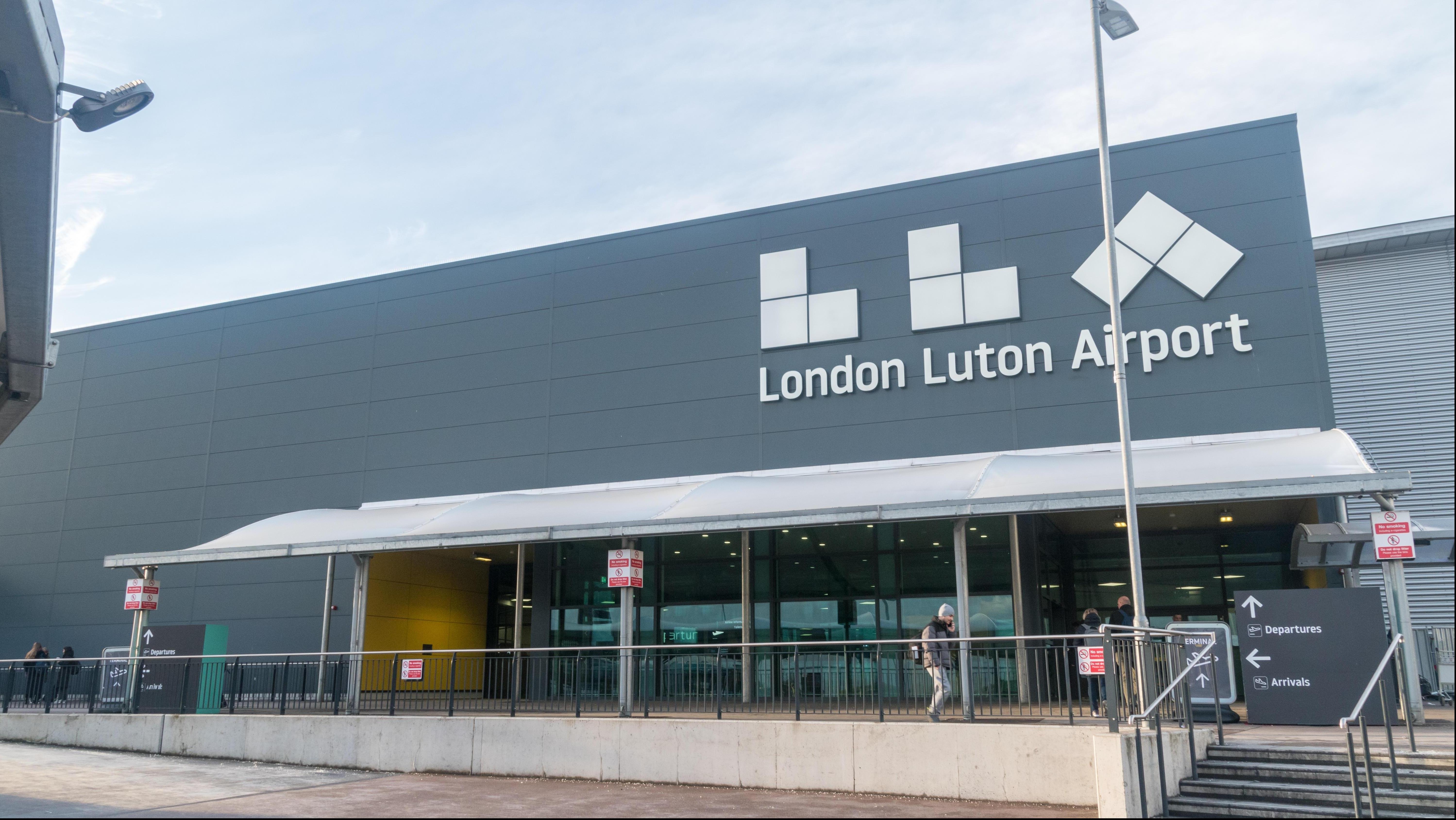 London Luton Airport. Photo: Robson90 / Shutterstock.com