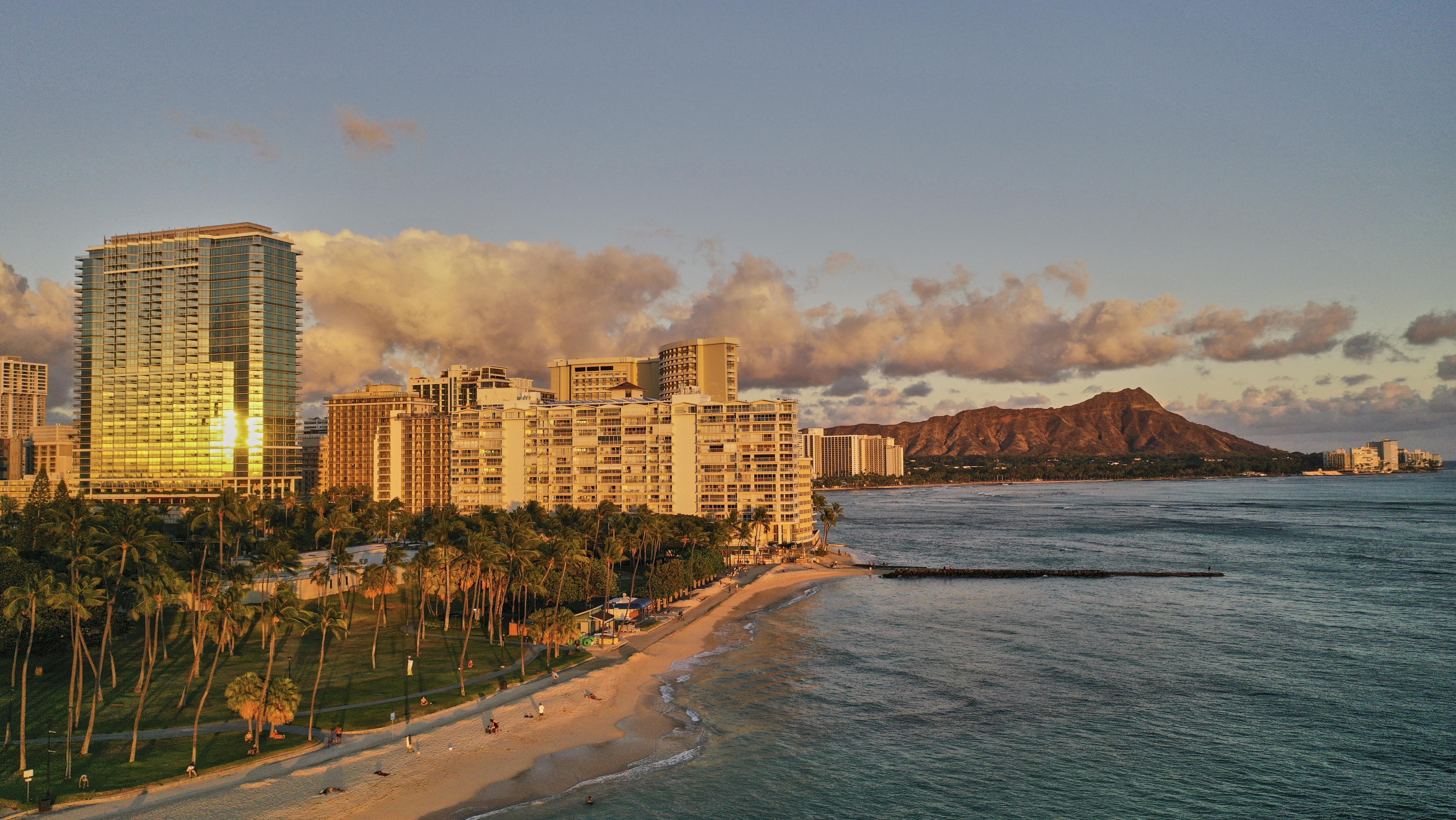 Ka La'i Waikīkī Beach, LXR Hotels & Resorts. Photo: &copy; 2026 Hilton