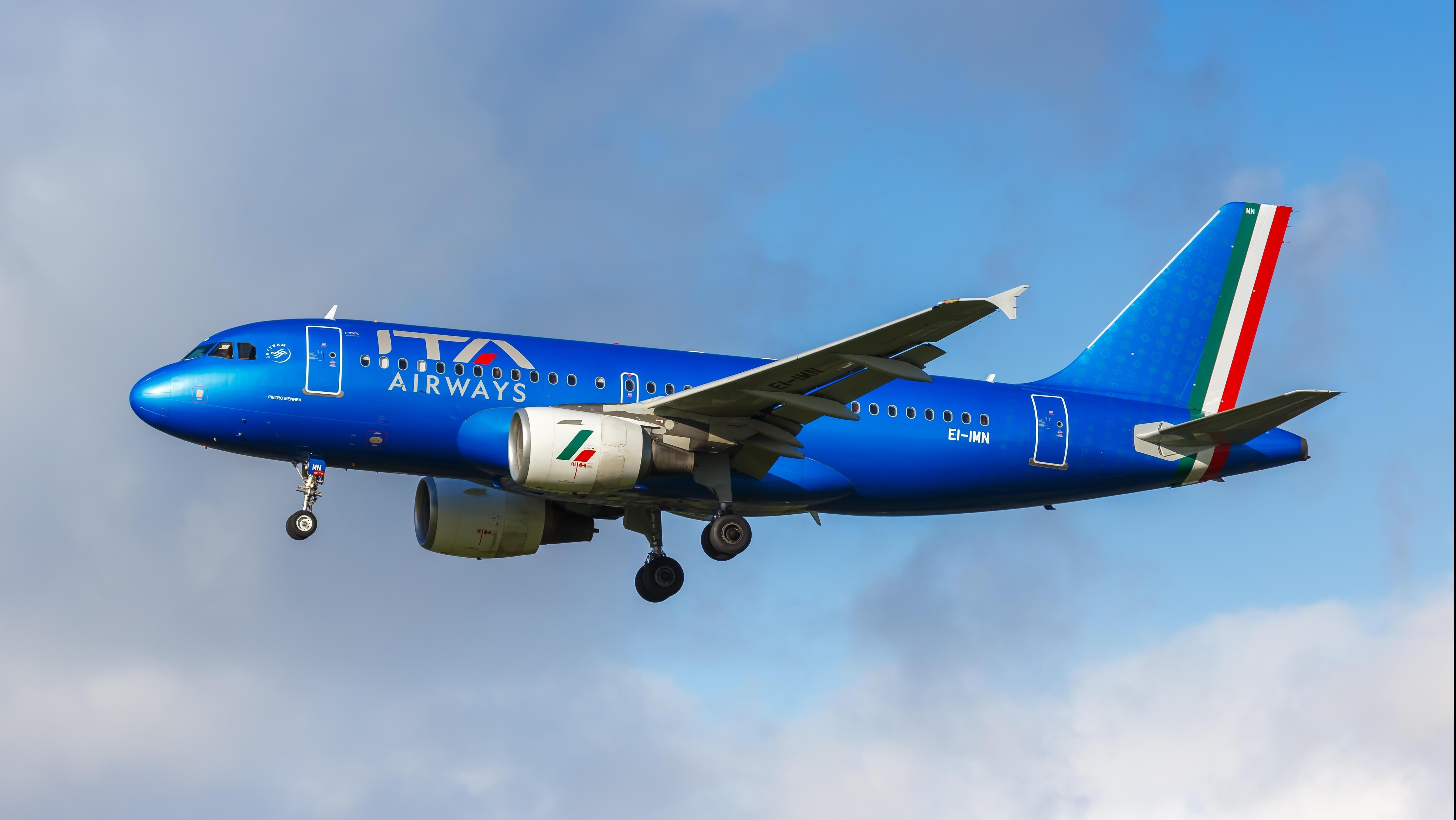 ITA Airways. Photo: Markus Mainka / Shutterstock.com