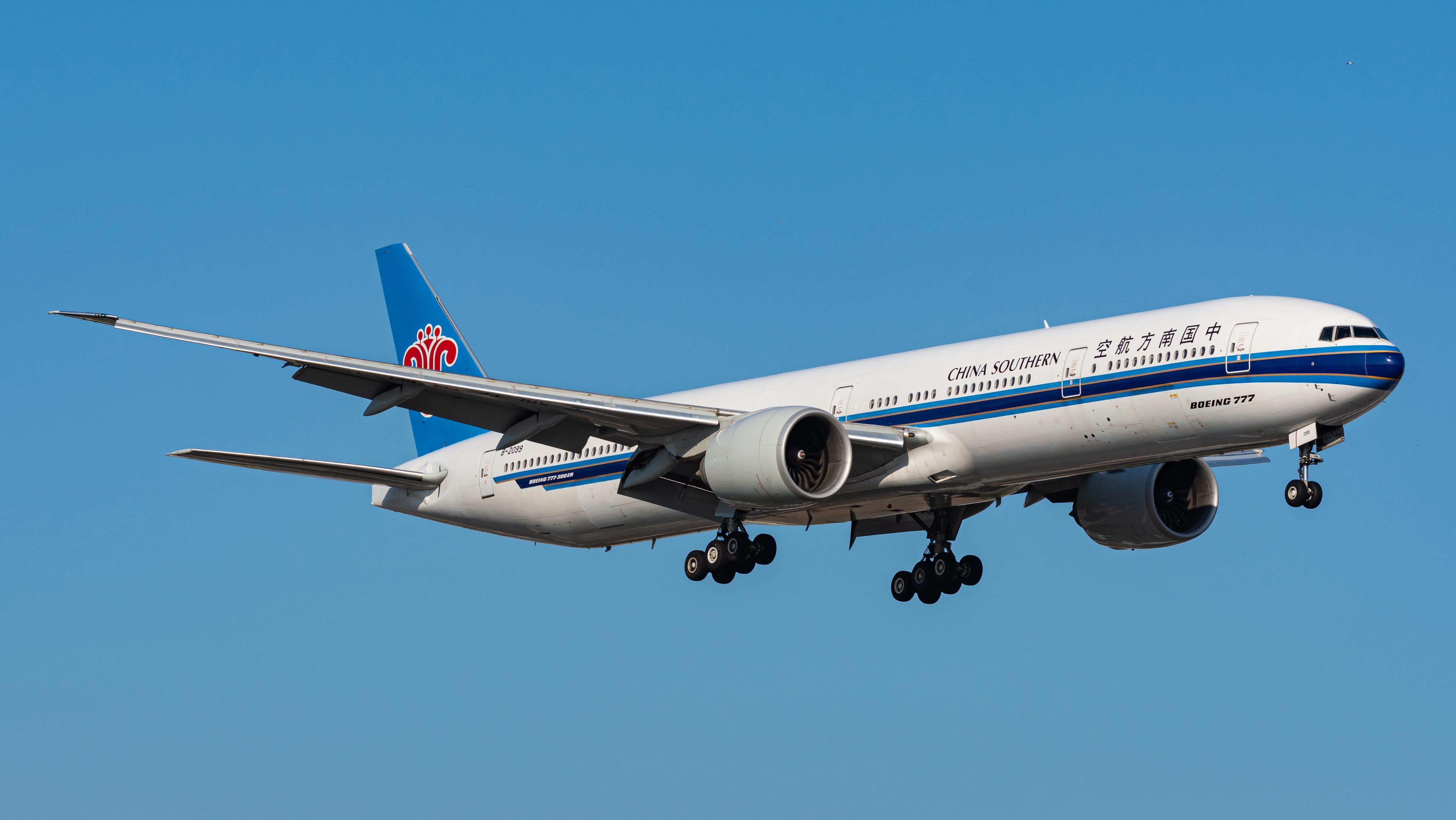 China Southern Airlines. Photo: Minh K Tran / Shutterstock.com