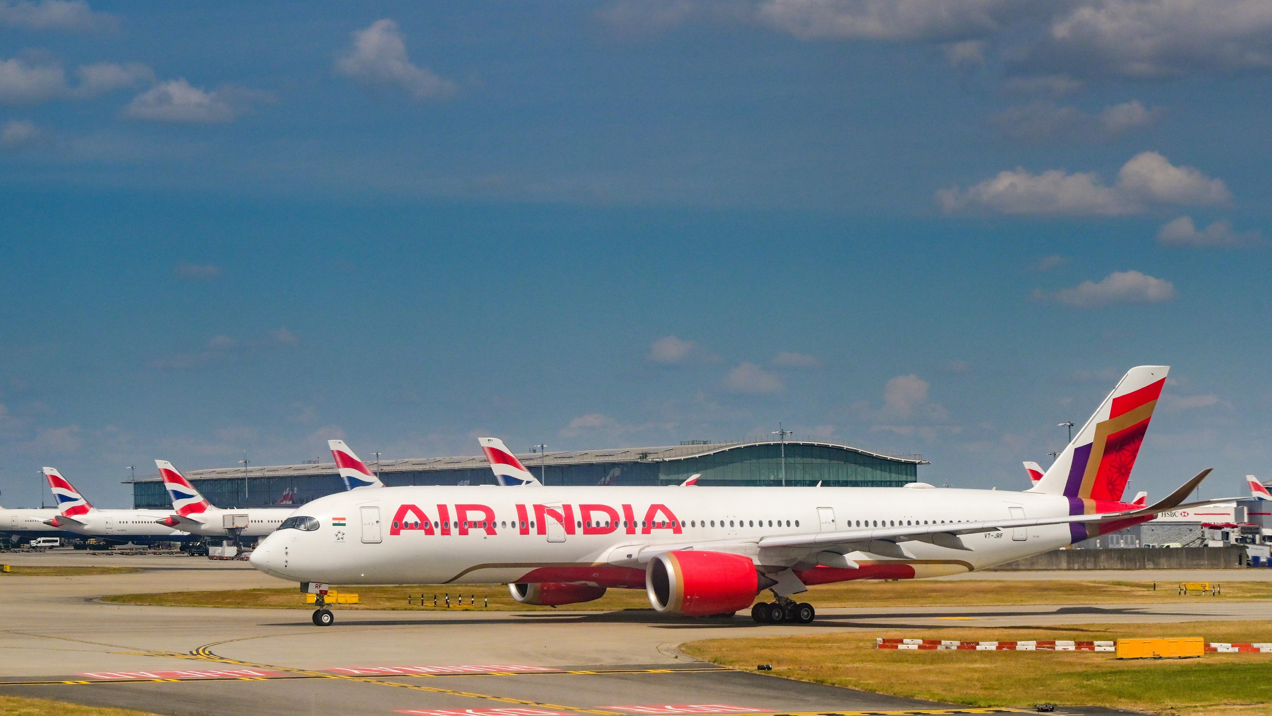 Airbus A350. Photo: Ceri Breeze / Shutterstock.com
