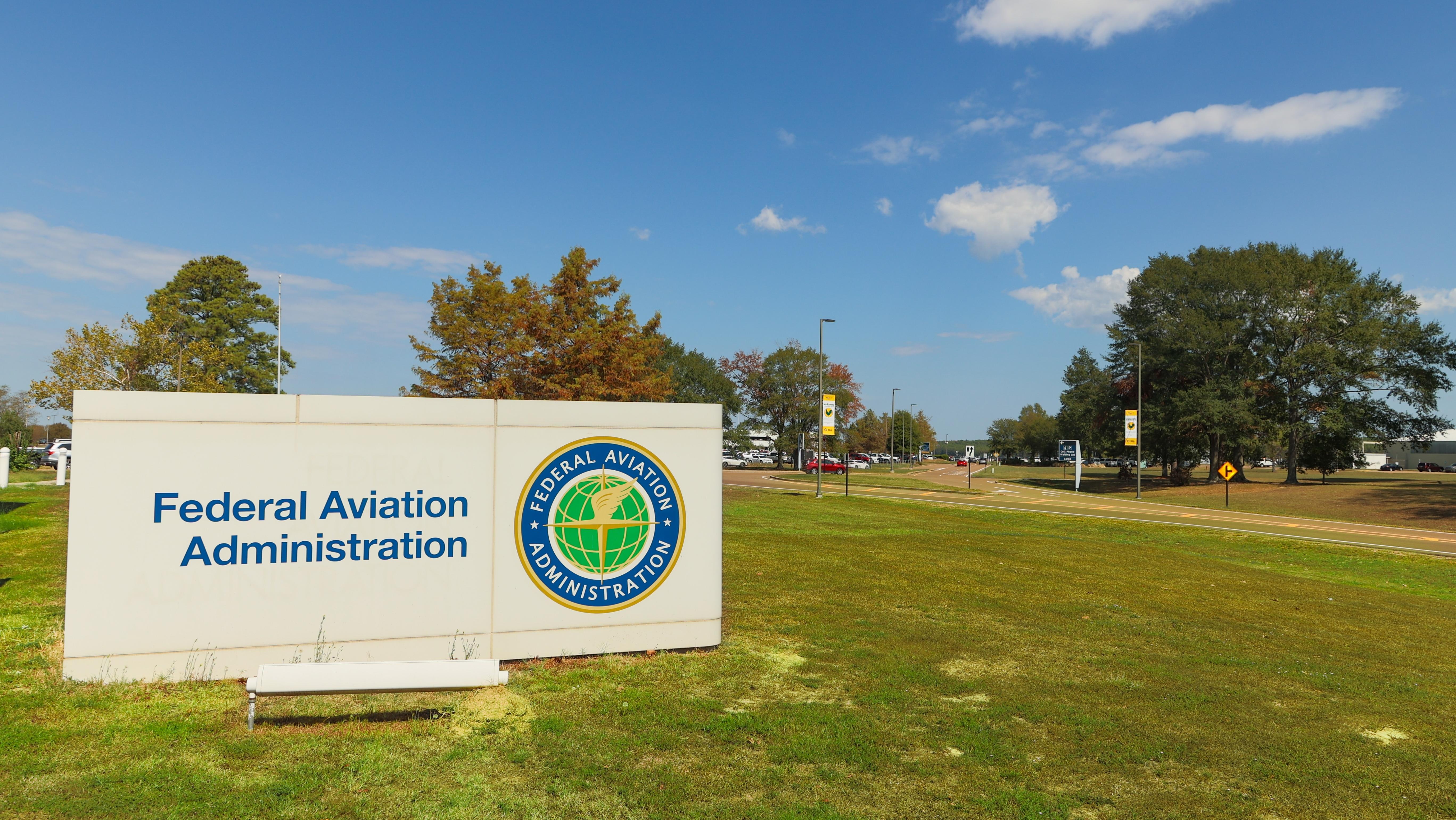 FAA. Photo: Chad Robertson Media / Shutterstock.com
