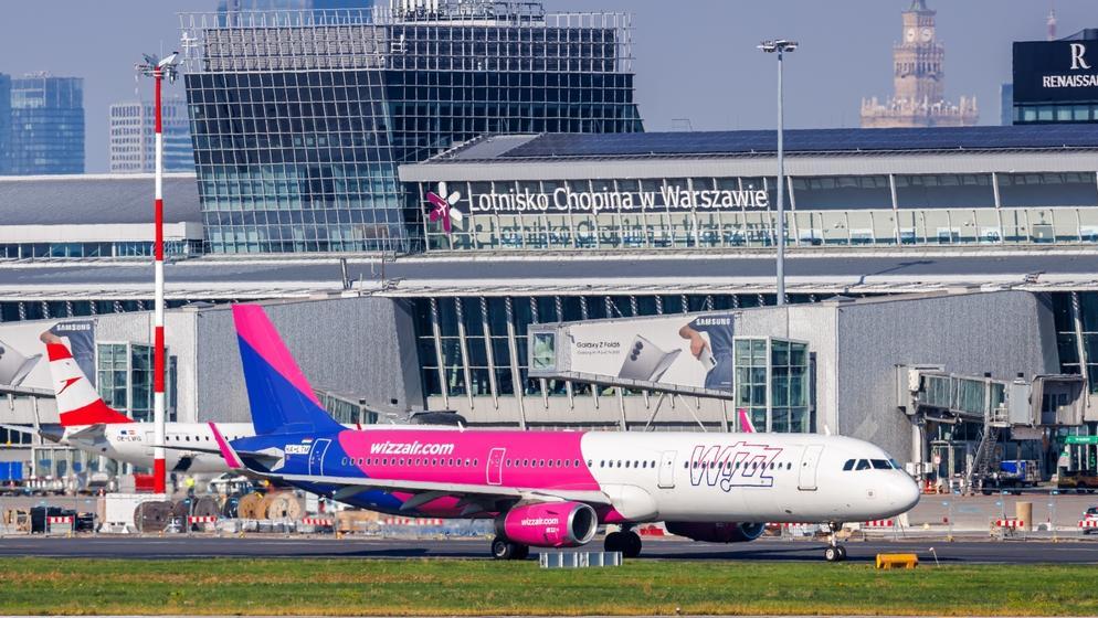 Wizz Air plane in Warsaw. Photo: Shutterstock