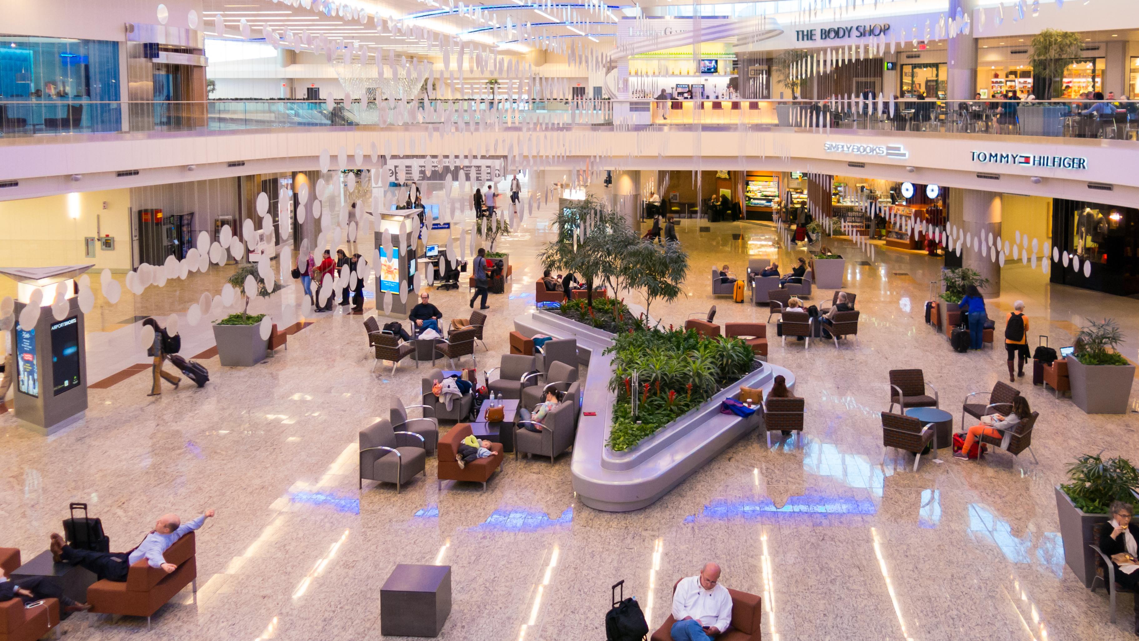 Hartsfield-Jackson Atlanta International Airport. Photo TasfotoNL / Shutterstock.com