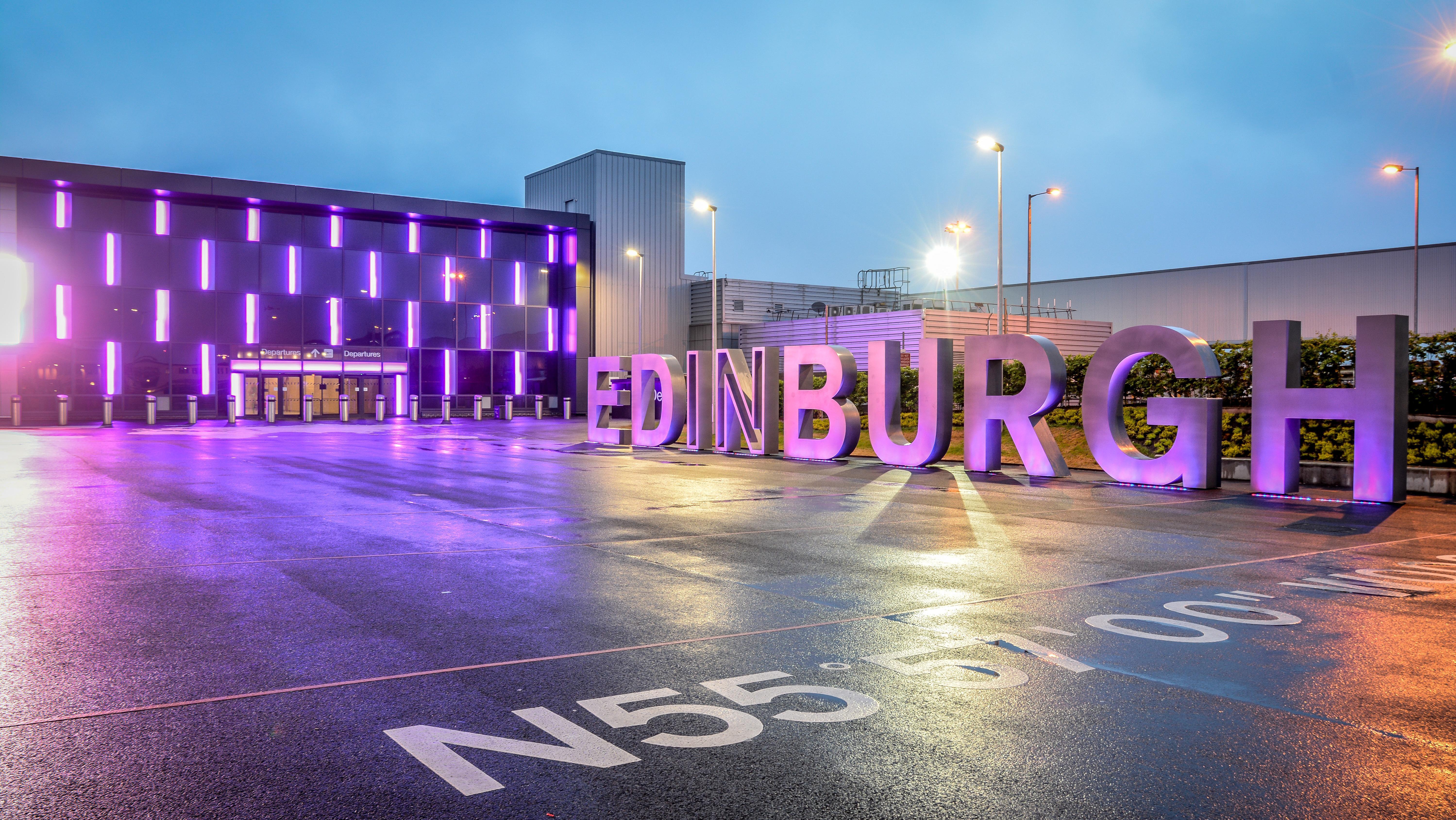 Edinburgh Airport. Photo: nitsawan katerattanakul / Shutterstock.com