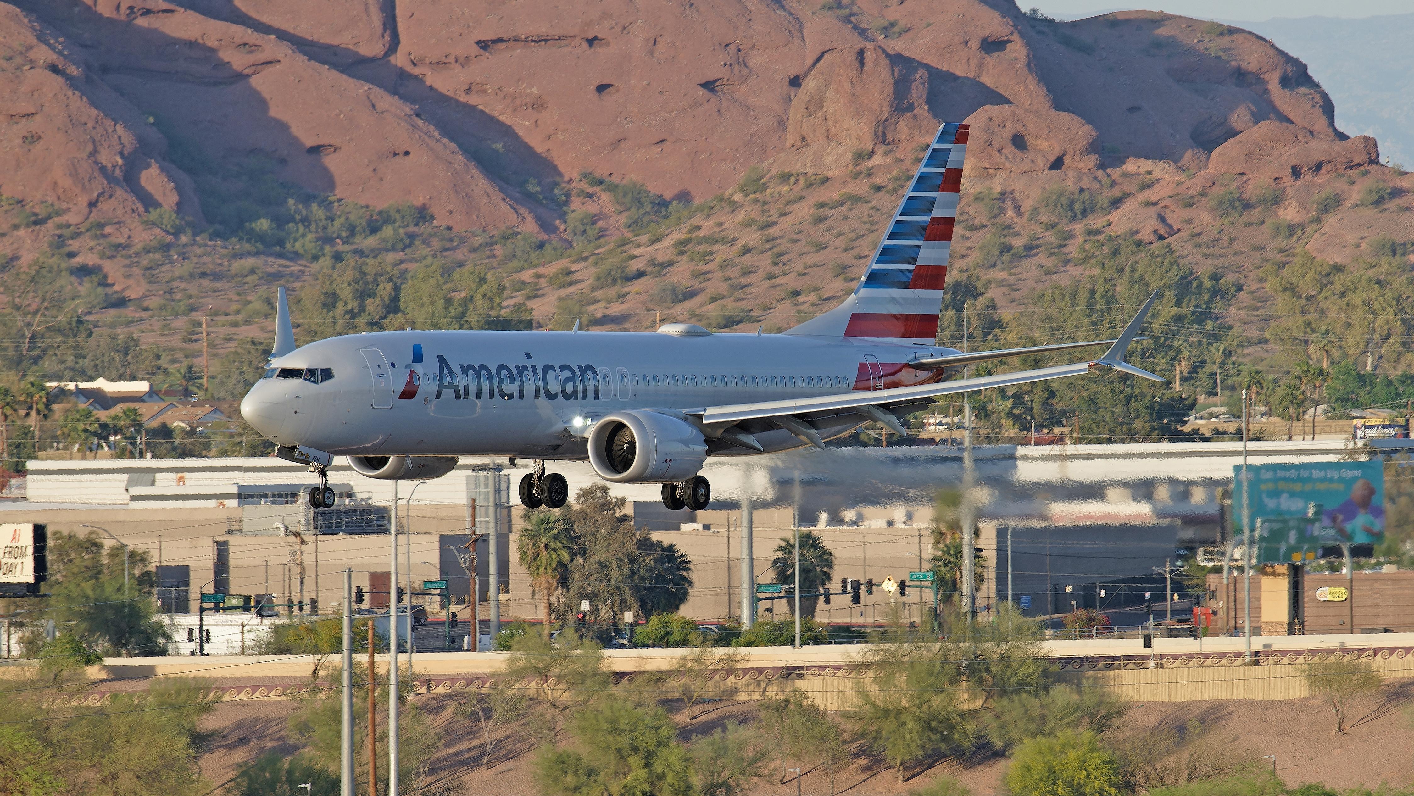 American Airlines at Phoenix Airport. Photo: Robin Guess / Shutterstock.com
