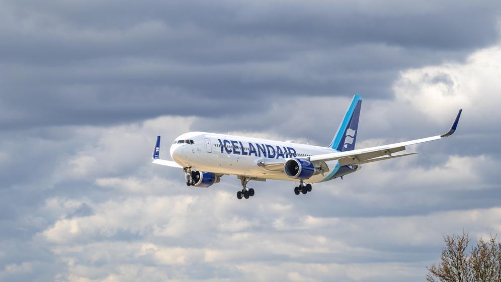 Indefinite mechanic strike to disrupt Icelandair flights. Photo: Airlinephoto / Shutterstock