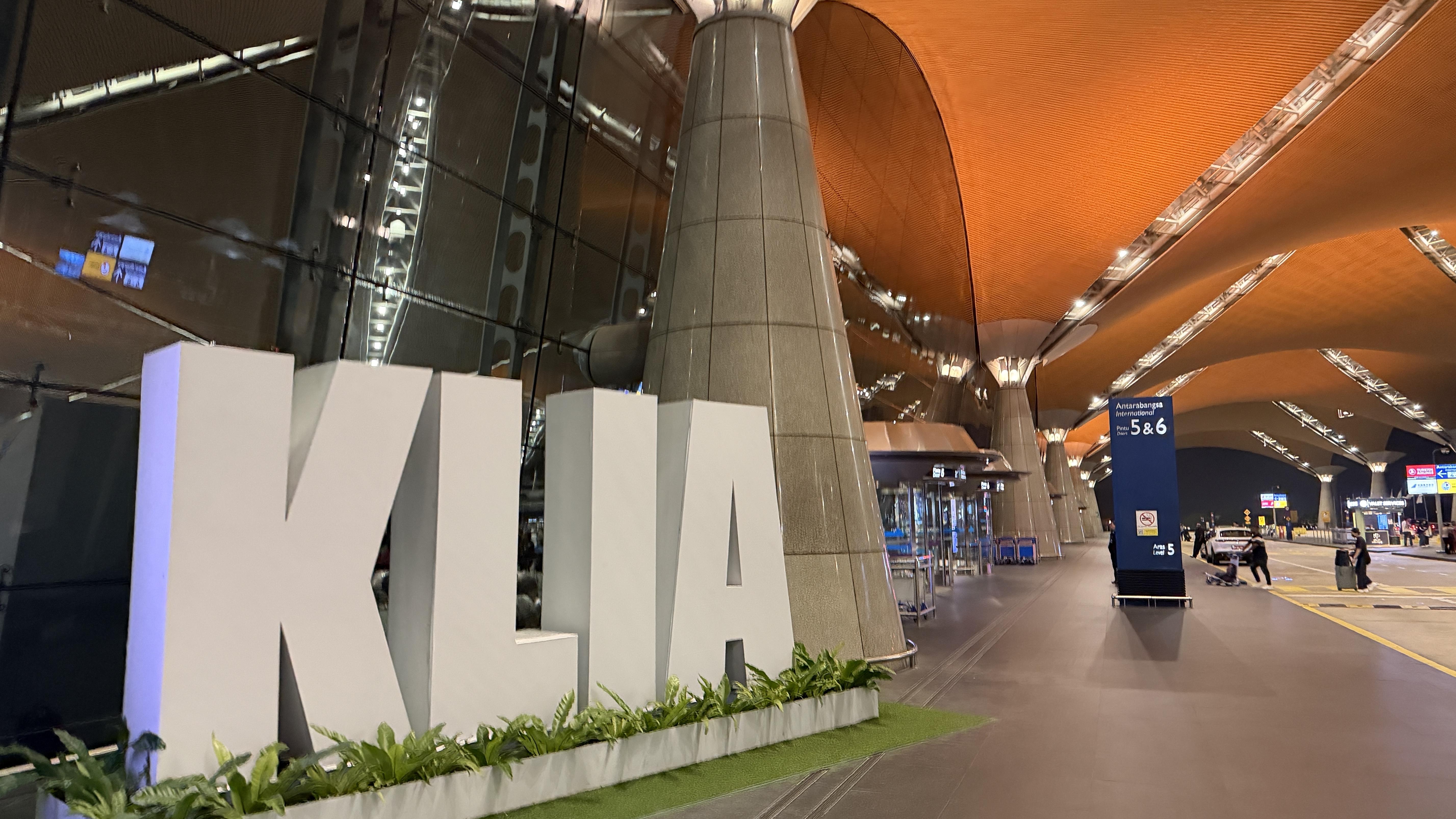 Kuala Lumpur International Airport. Malaysia Photo: Colinmthompson / Shutterstock.com