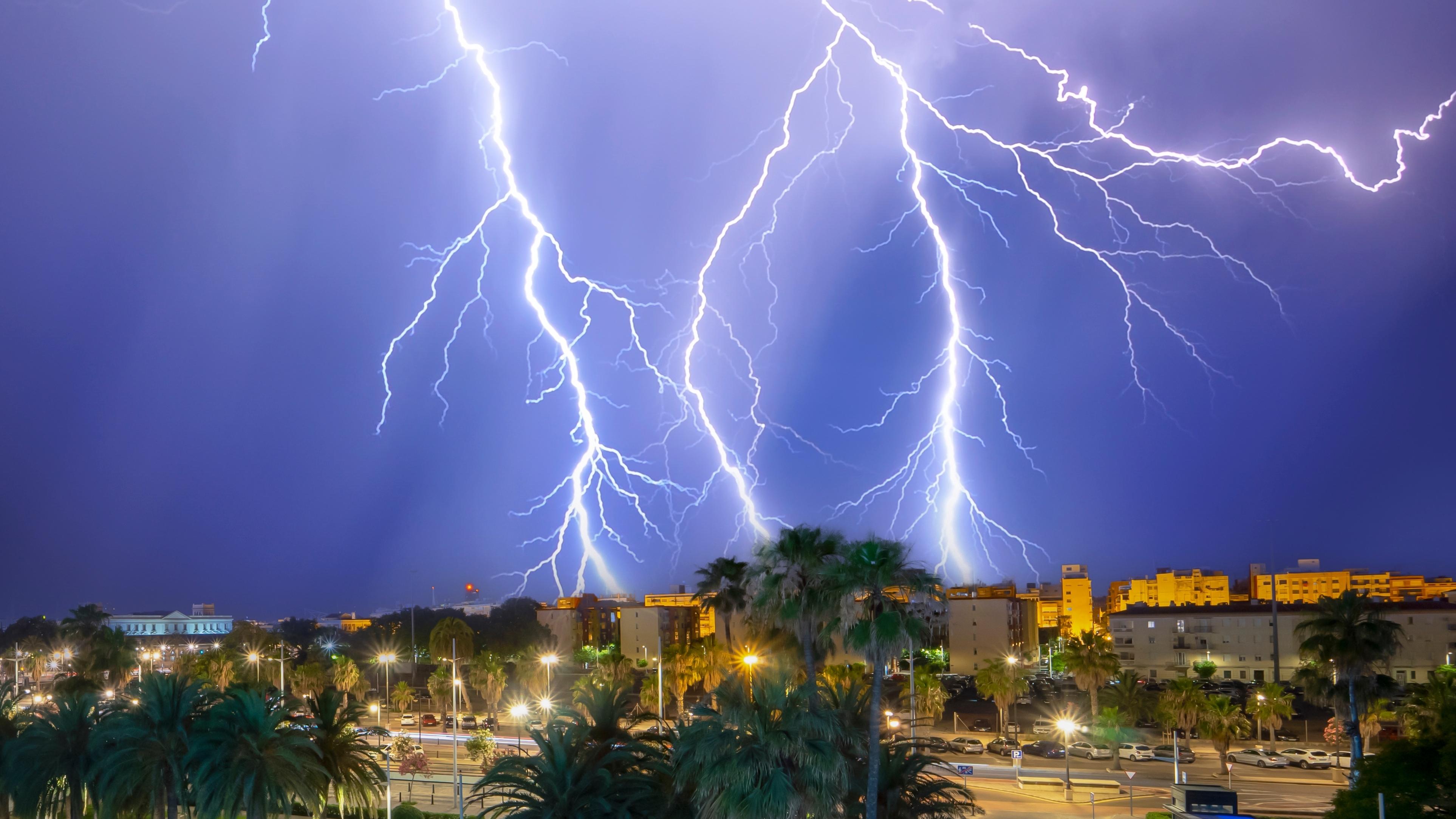 Storm in Valencia, Spain. Photo: Goke30 / Shutterstock.com