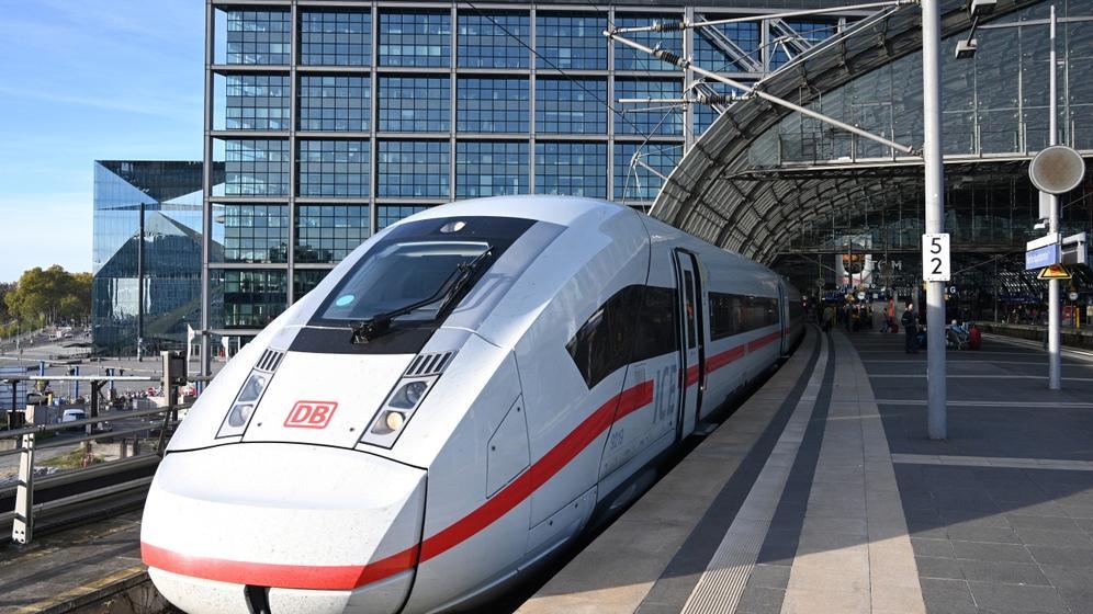 Extensive infrastructure work between the Berlin-Hanover line. Photo: Shutterstock