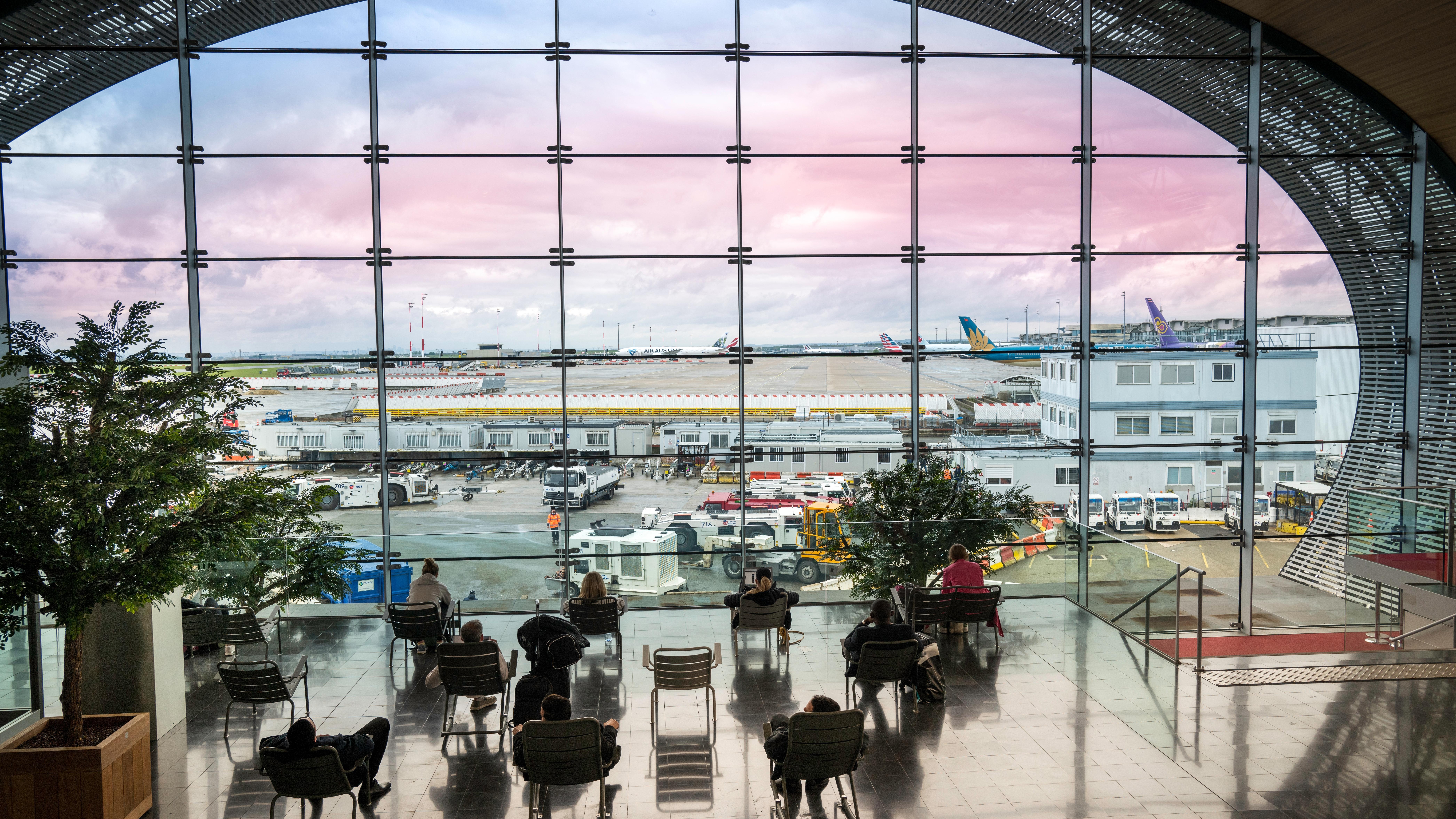 Paris CDG Airport. Photo: NayaDadara / Shutterstock.com