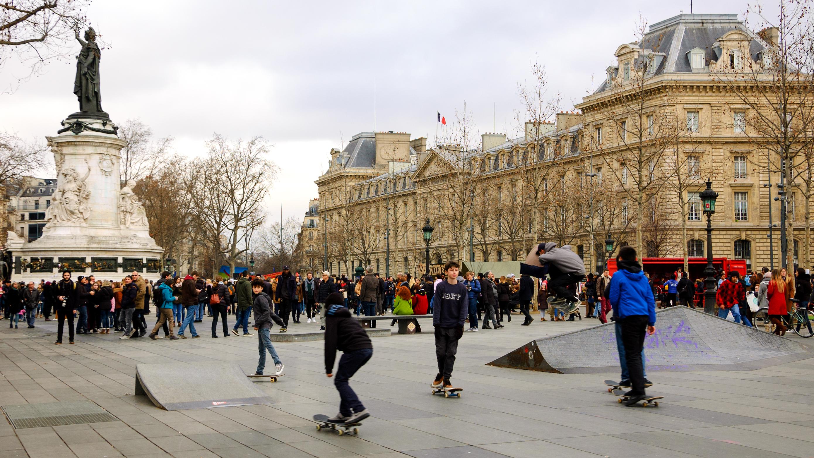 Place de la R&eacute;publique. Photo: Elena Dijour / Shutterstock.com