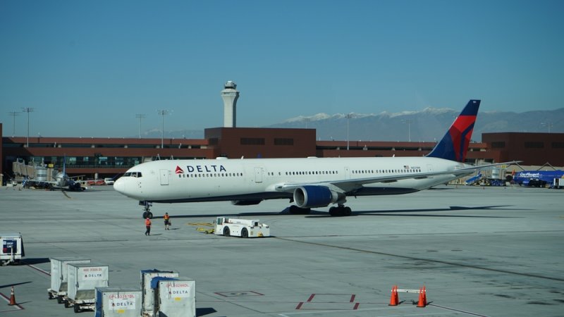 Boeing 767-400ER of Delta Airlines. צילום: Shutterstock Boeing 767-400ER of Delta Airlines. צילום: Shutterstock