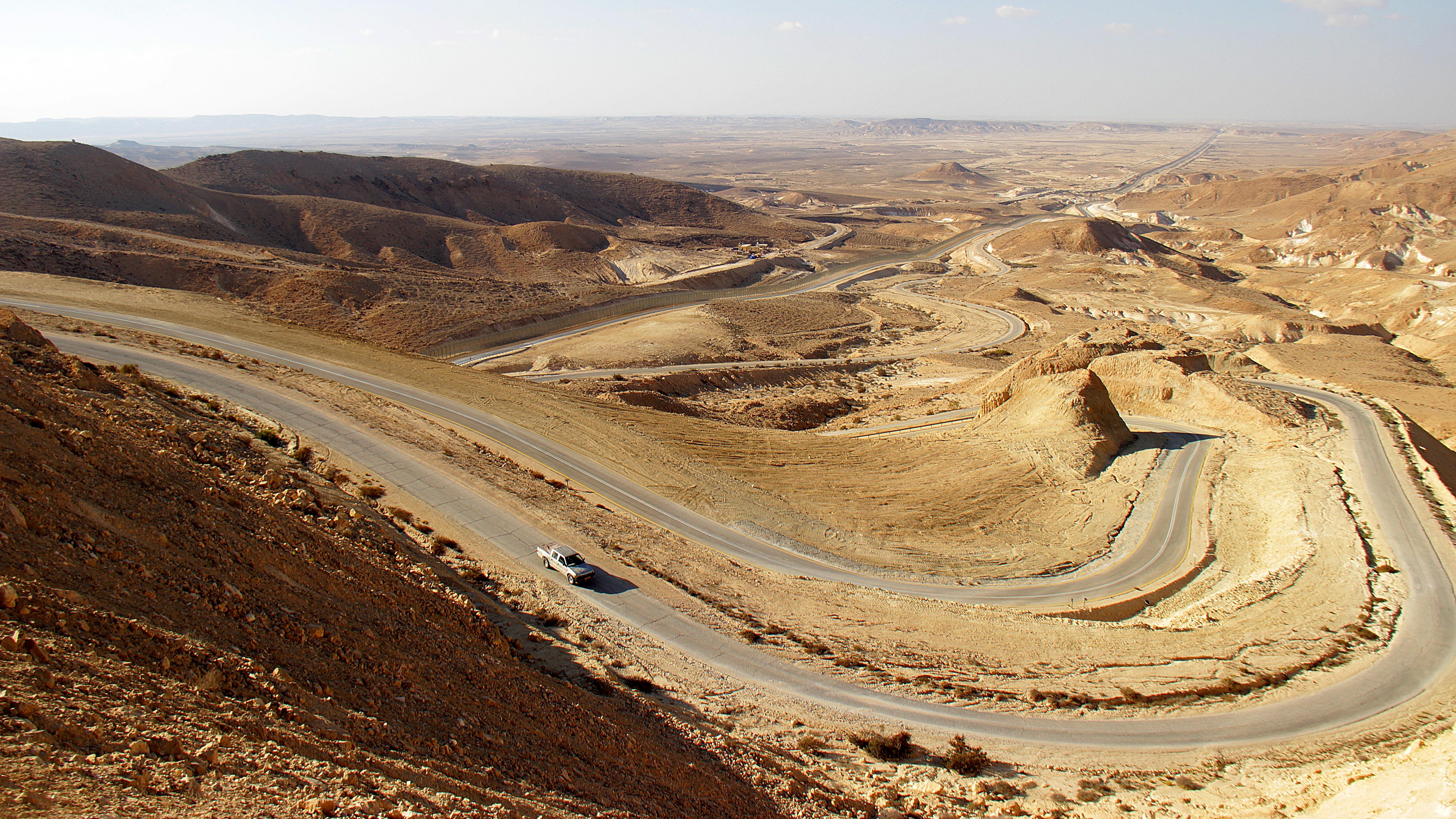כביש 10. צילום: טלי בריל