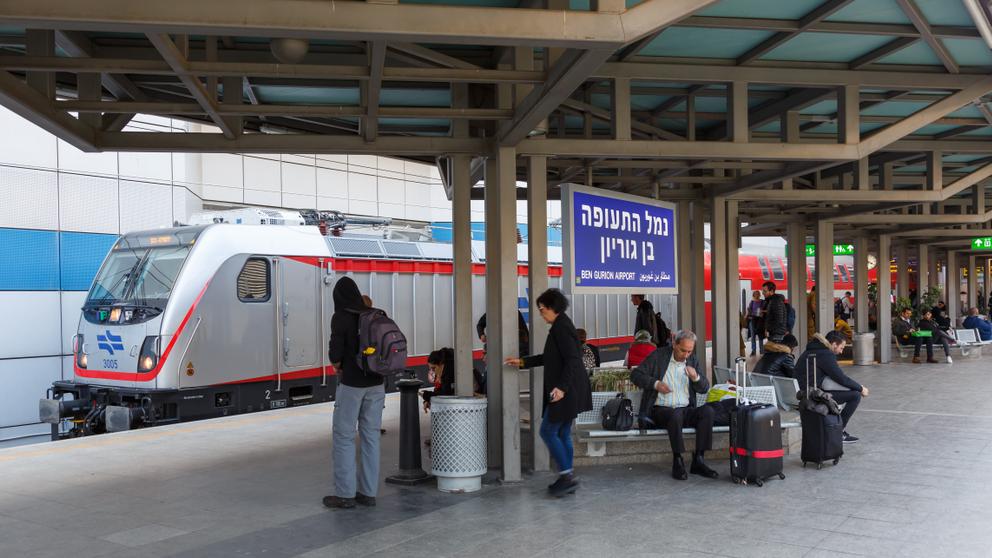 רכבת נתב״ג. צילום: Markus Mainka / Shutterstock.com