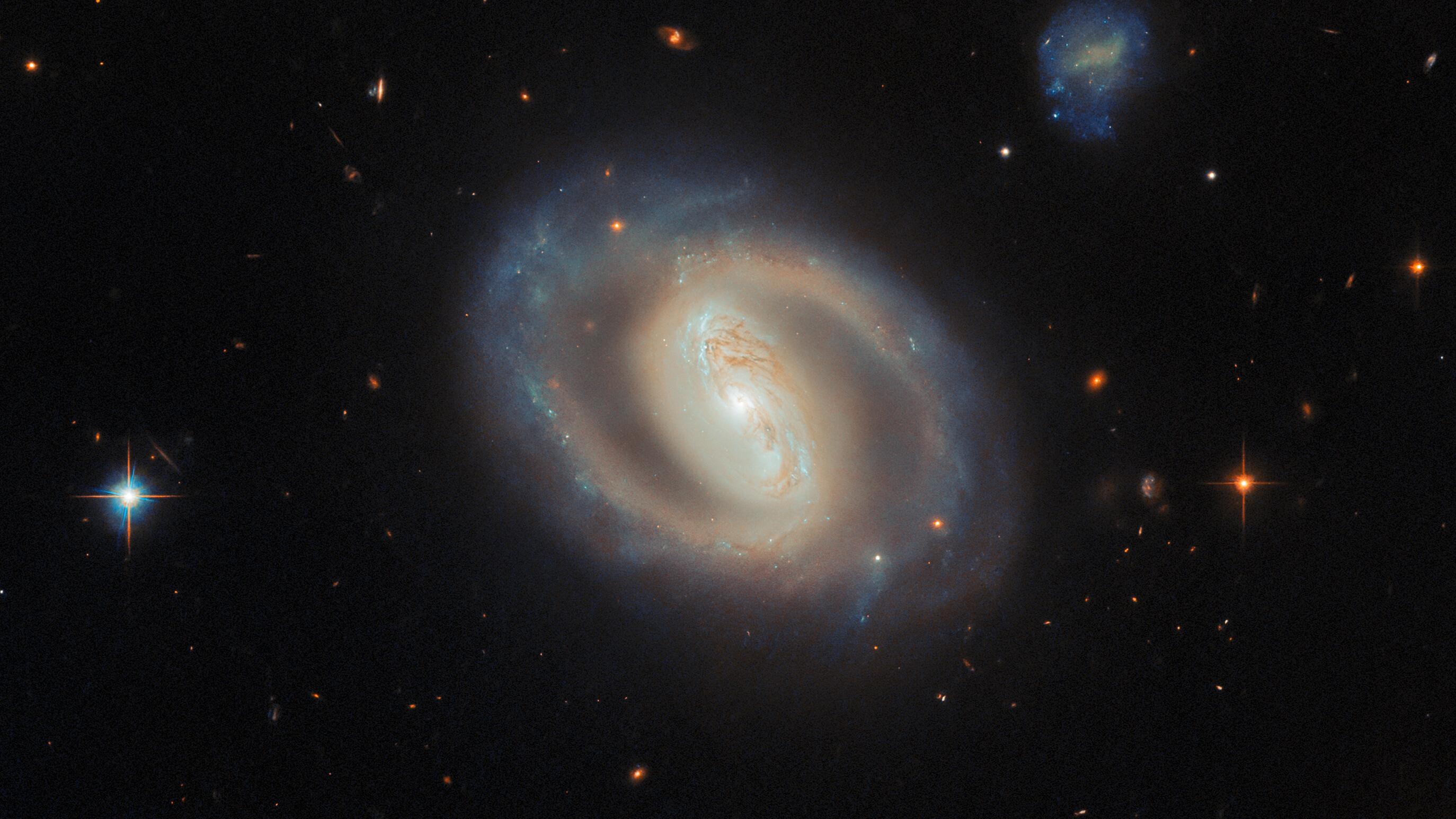 צילום: ESA/Hubble & NASA, M. J. Koss, A. J. Barth