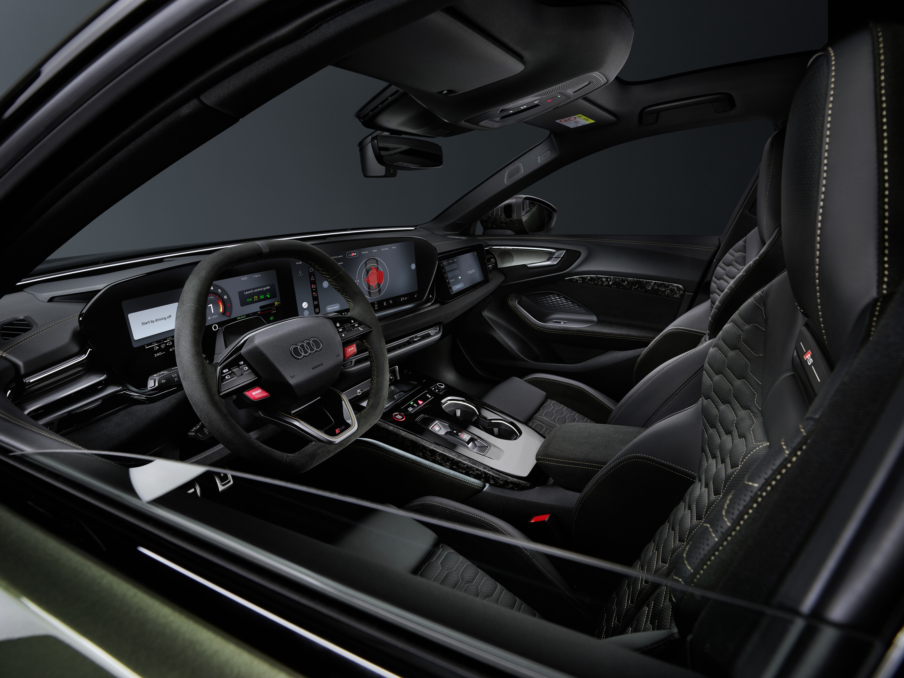 אאודי RS5 Sedan e-hybrid. צילום: Audi