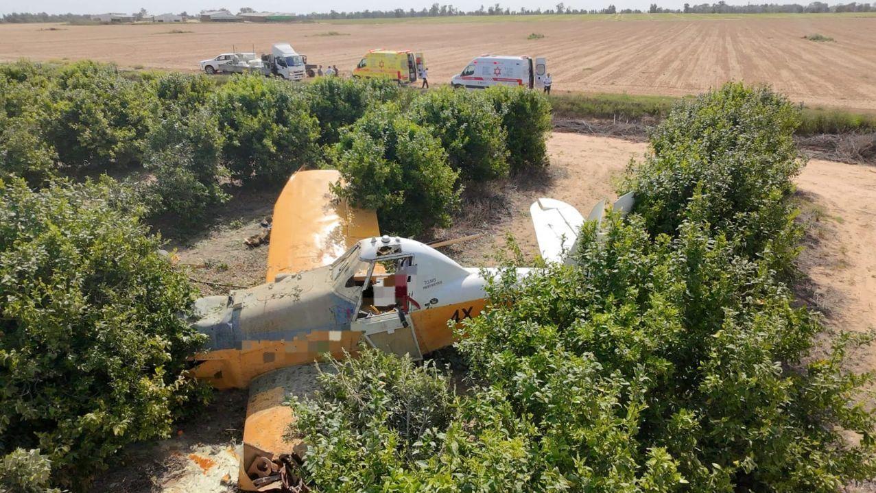 המטוס שהתרסק הבוקר בנגב. צילום: דוברות מד״א