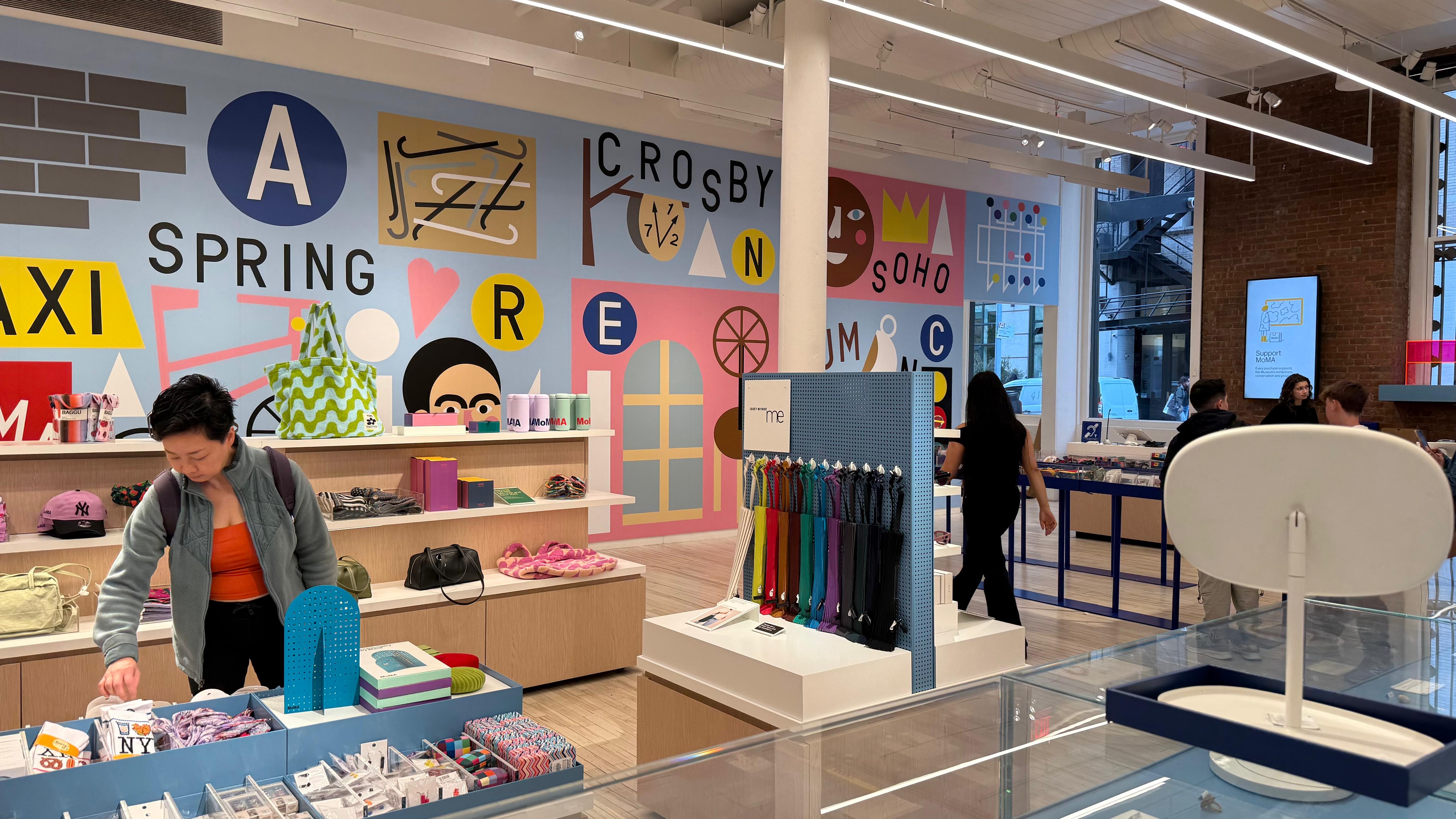 MoMA pop-up in Soho. Photo: Uri Obrotzky