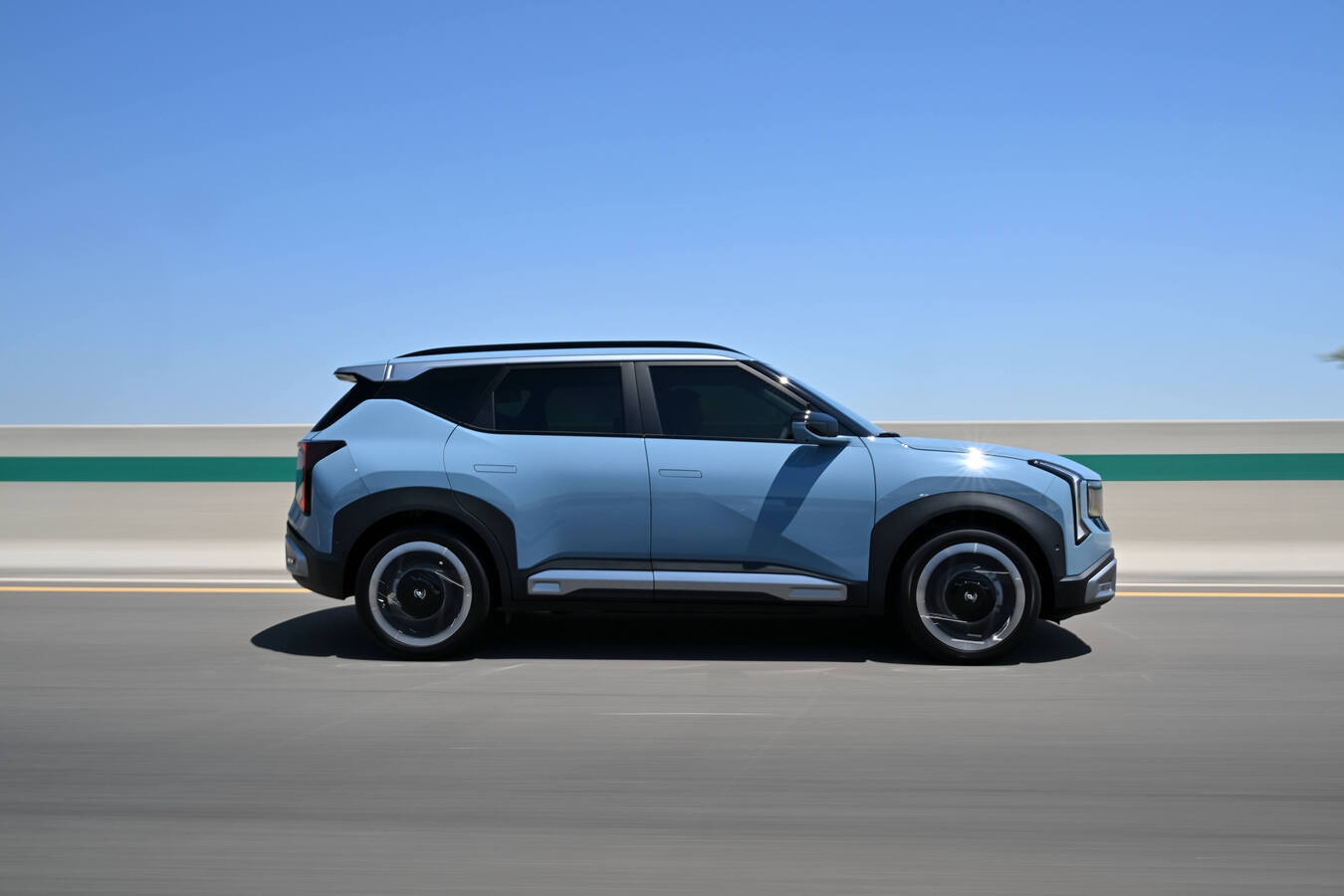 קיה סלטוס היברידי 2026. צילום: Kia