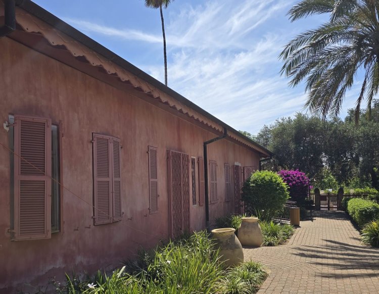 היסטוריה עוצמתית בתוך המבנים המשודרגים במוזיאון. צילום: סטודיו A