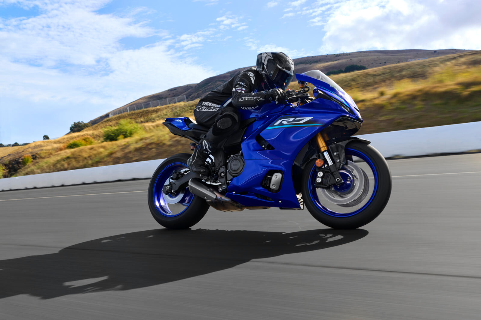 YAMAHA R7 החדש בישראל. צילום: יצרן