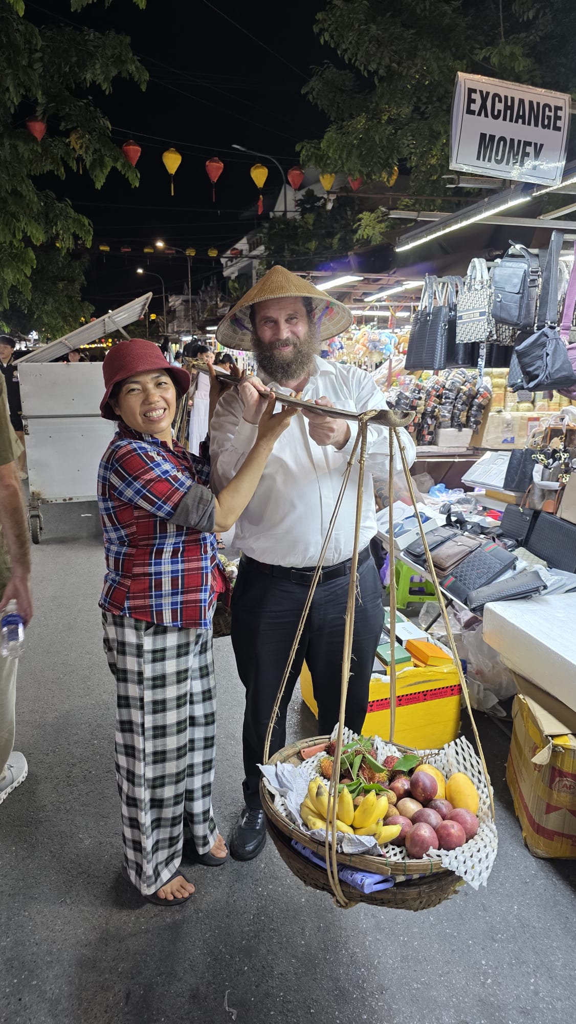 שוק הלילה הססגוני. צילום: דודי רובינשטיין