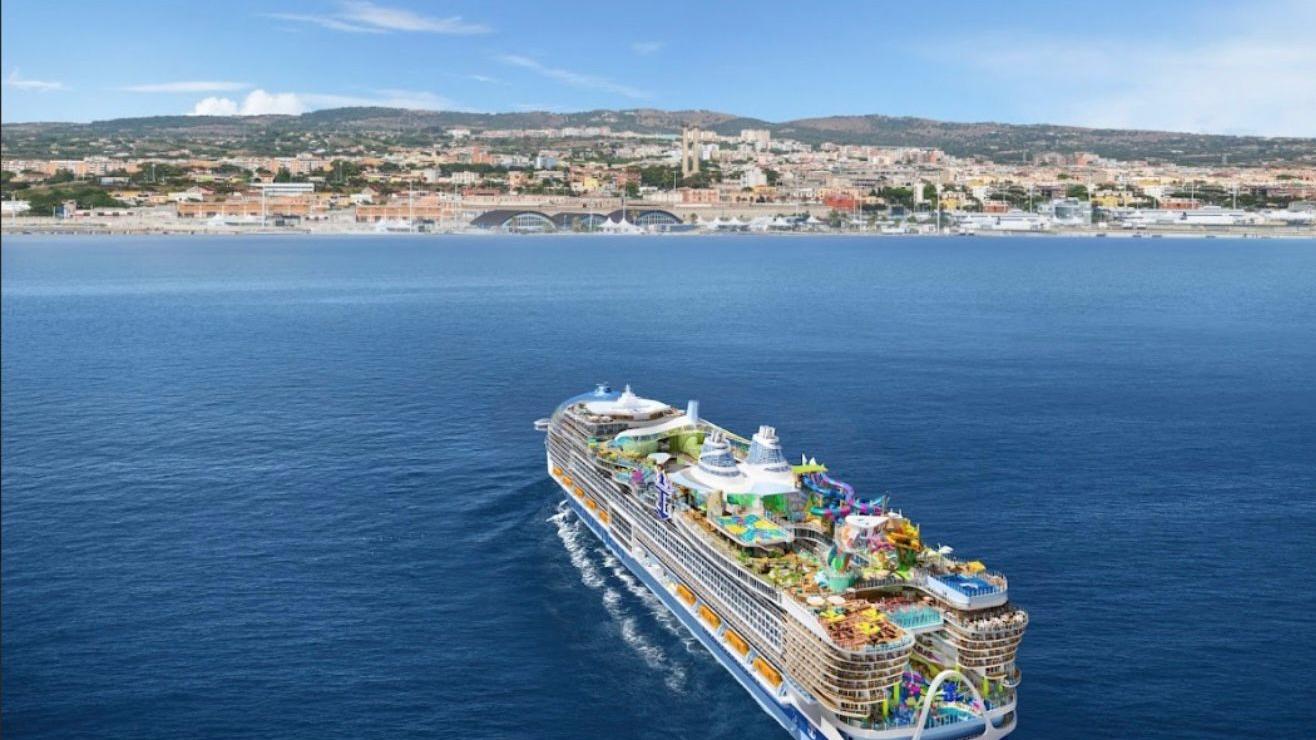 האוניה Legend of the Seas. צילום: רויאל קריביאן