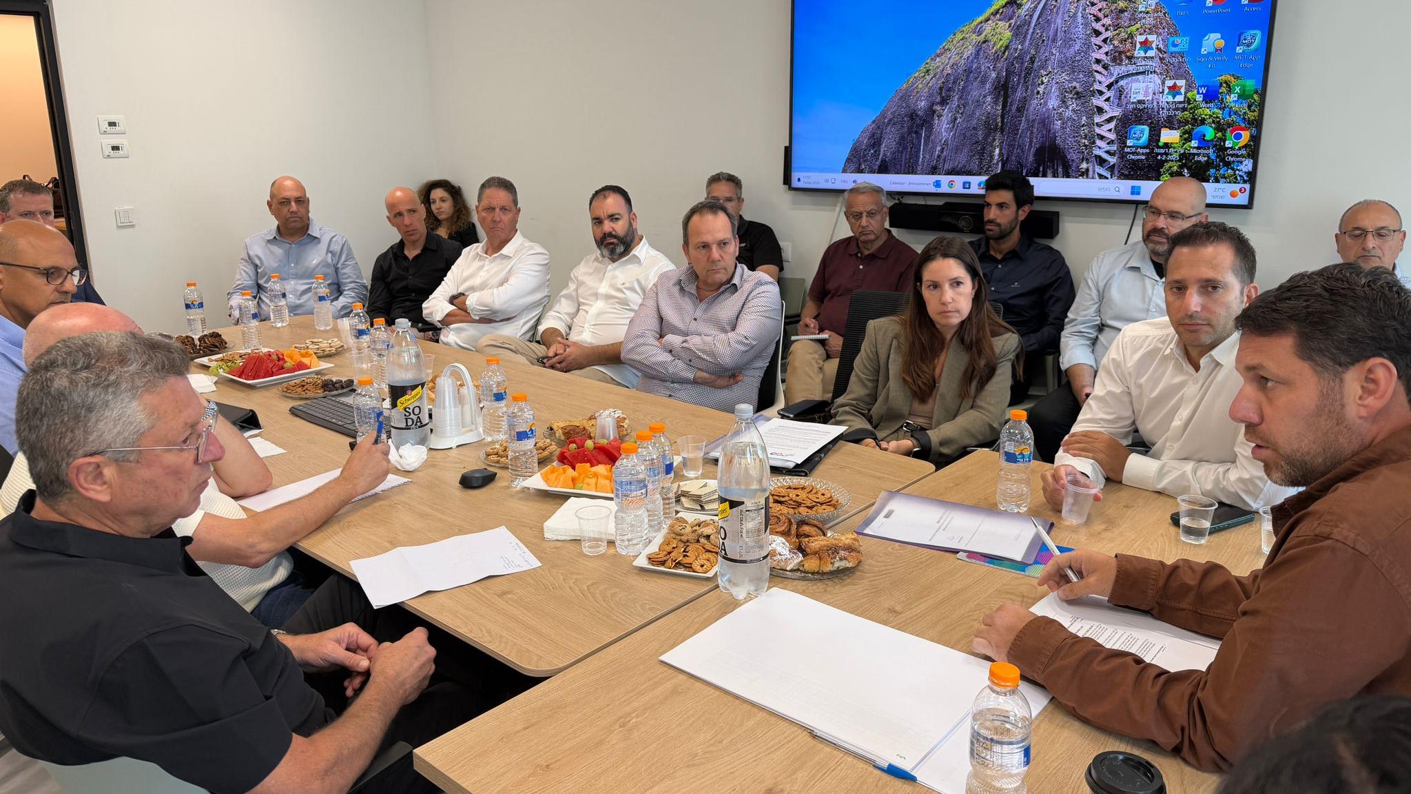 מנכל משרד התחבורה משה בן-זקן נפגש עם מנכלי מפעילות התחבורה הציבורית