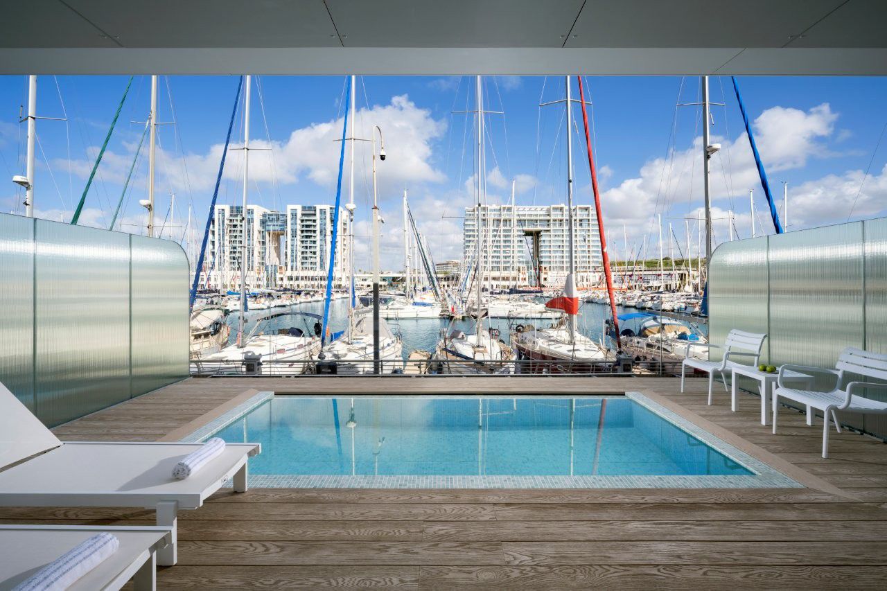 מלון THE YACHT של רשת מלונות פתאל גהרצליה. צילום: איה בן עזרי