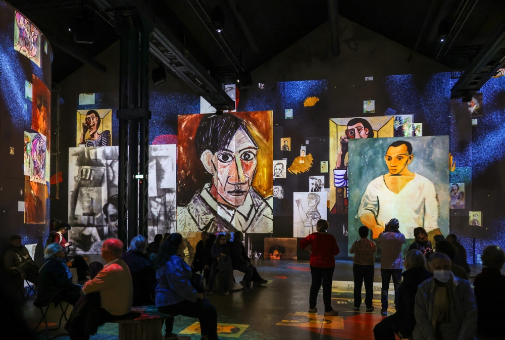 Atelier des Lumières פריז. צילום: wjarek / Shutterstock