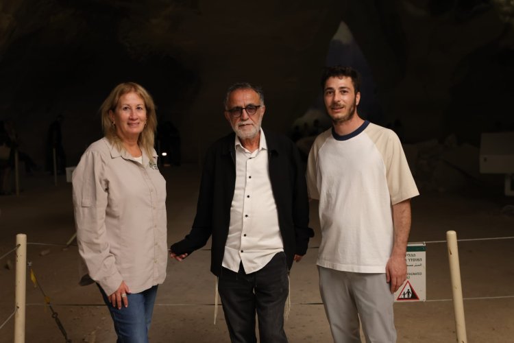 מימין: רונן תנחום, אהוד בנאי ורעיה שורקי מנכלית רט"ג. צילום: סטודיו 4040