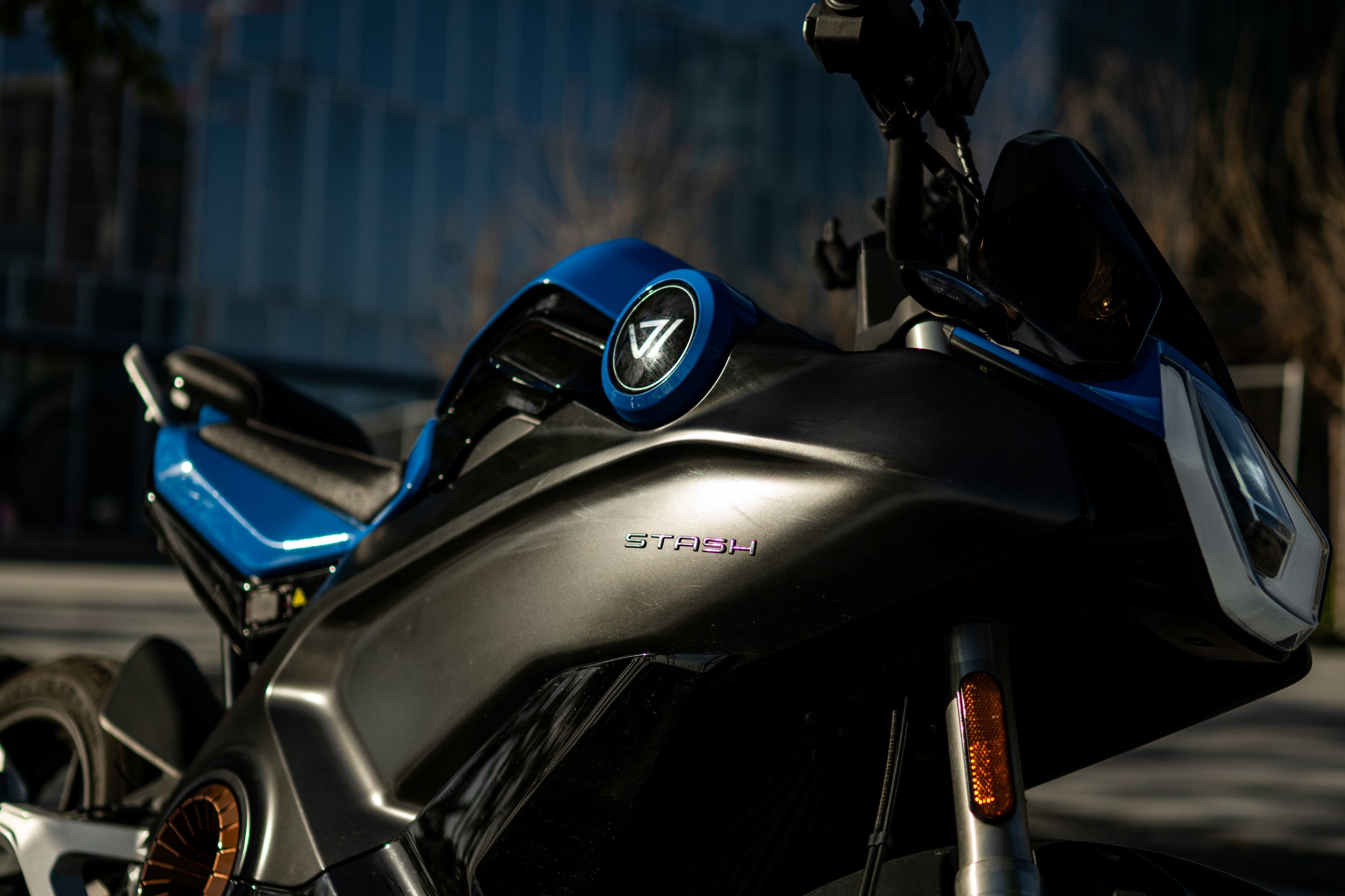 אופנוע STASH החשמלי של VMOTO. צילום: יחצ