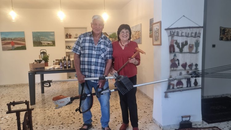 לא מוותרים על מטולה, בני הזוג פאני ורוני בחמוצקי. צילום: ספיר פרץ