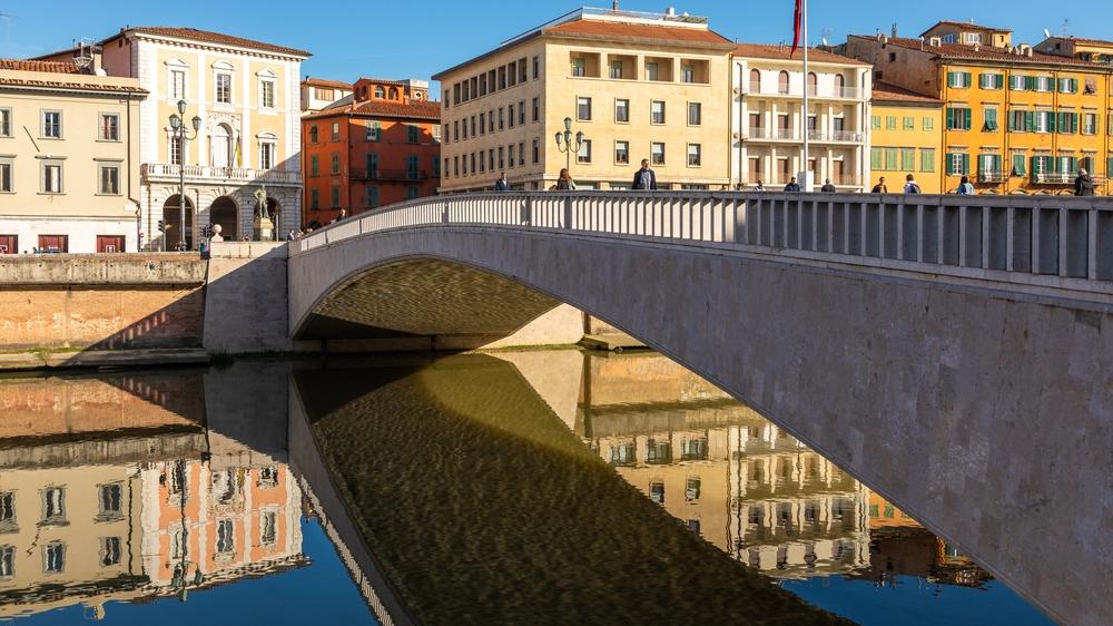 Ponte di Mezzo bridge