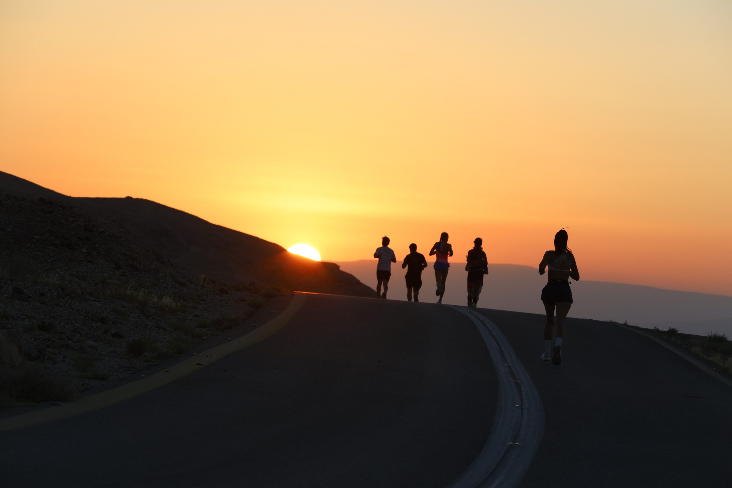 יותר מ-1,000 רצים השתתפו במרוץ ערד מצדה. צילום: sportphotography