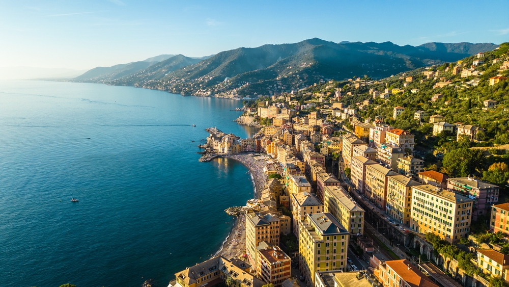 Camogli in Liguria, Italy. צילום: Shutterstock