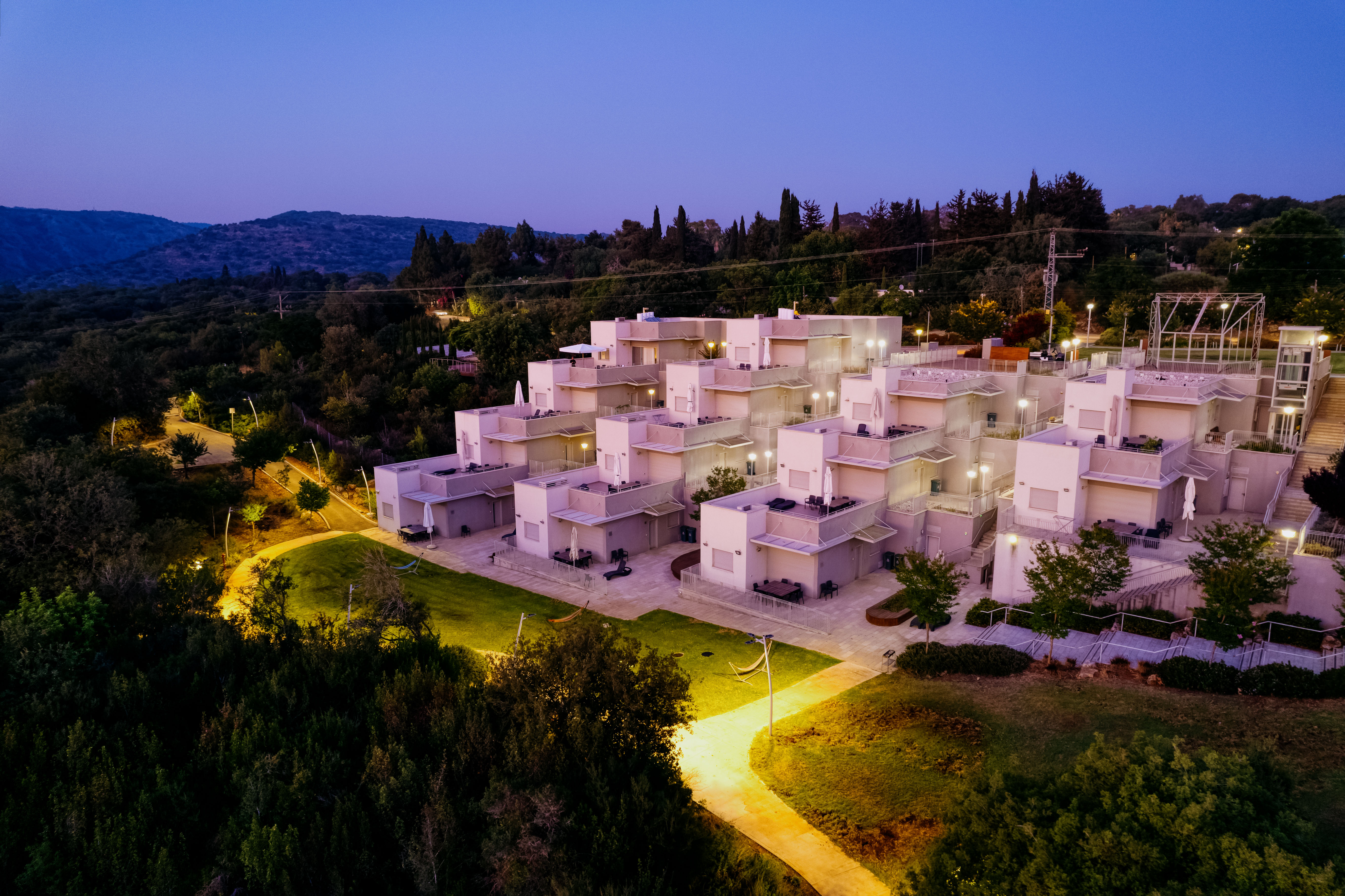 מתחם הסוויטות של קשת אילון נפתח מחדש. צילום: C N RENT