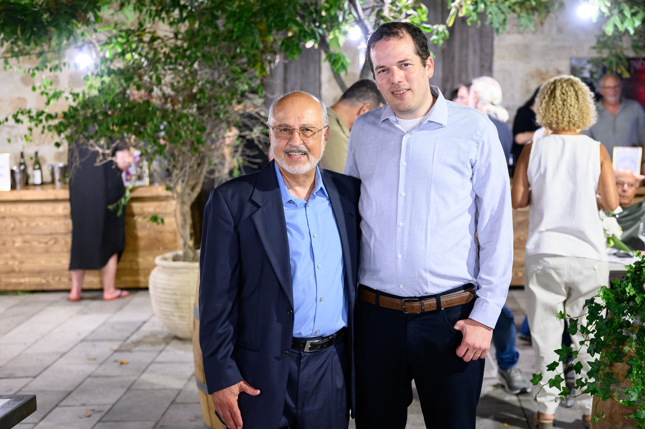 יוחנן מלין ודיוויד מיראז' בחגיגות האפלסיון. צילום: רון רחמים