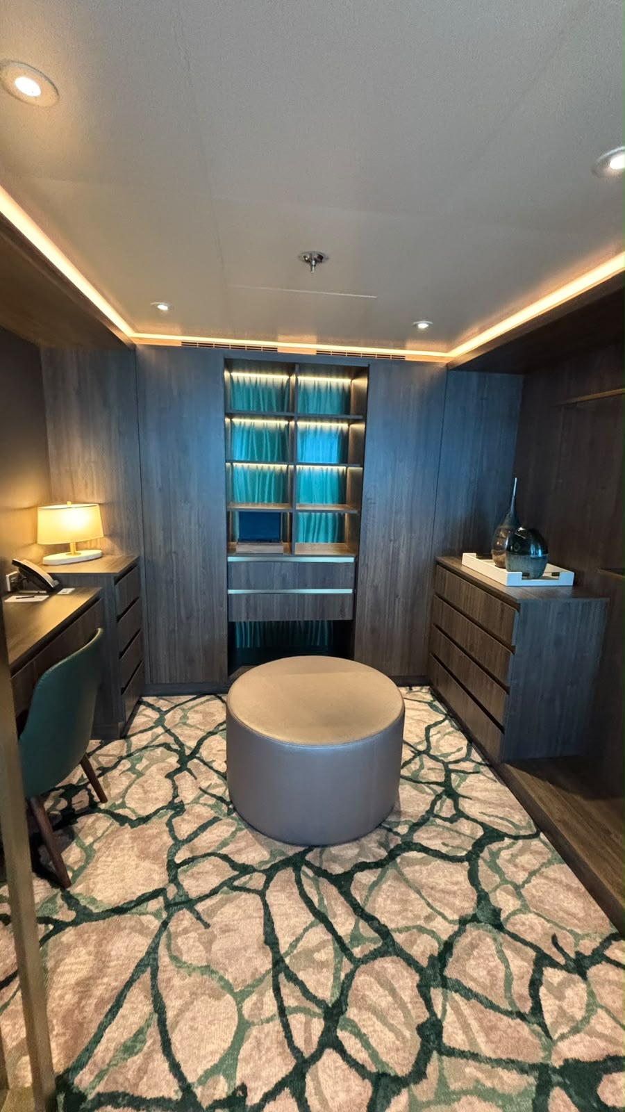 Royal Loft Suite. Photo: Matan Hezroni