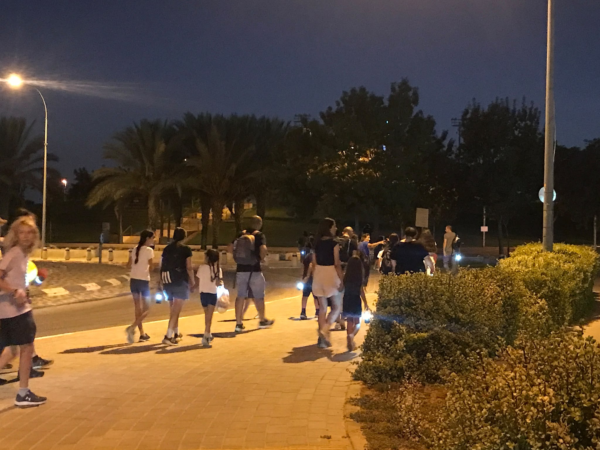 טיולי עששיות, מעגלי מתופפים ופעילויות לכל המשפחה. צילום: קקל