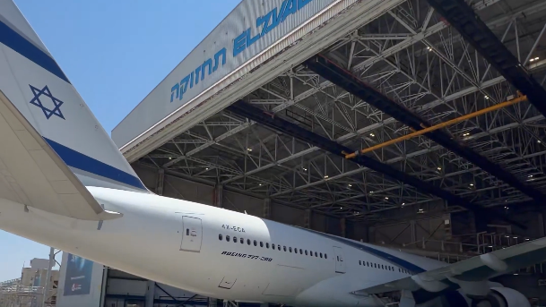 מטוס בואינג 777 של אל על