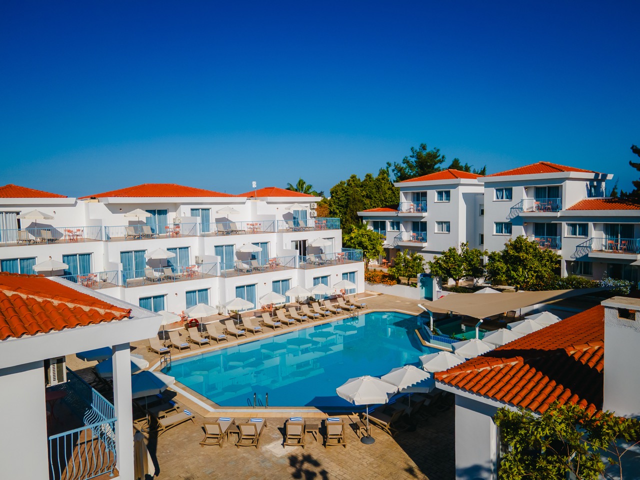 מלון Greek Village בקפריסין. צילום: מקס ומאיר לביא