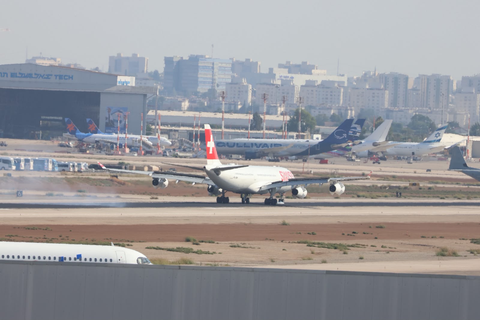  A340-300 של Swiss בנתבג. צילום עברי חזון 