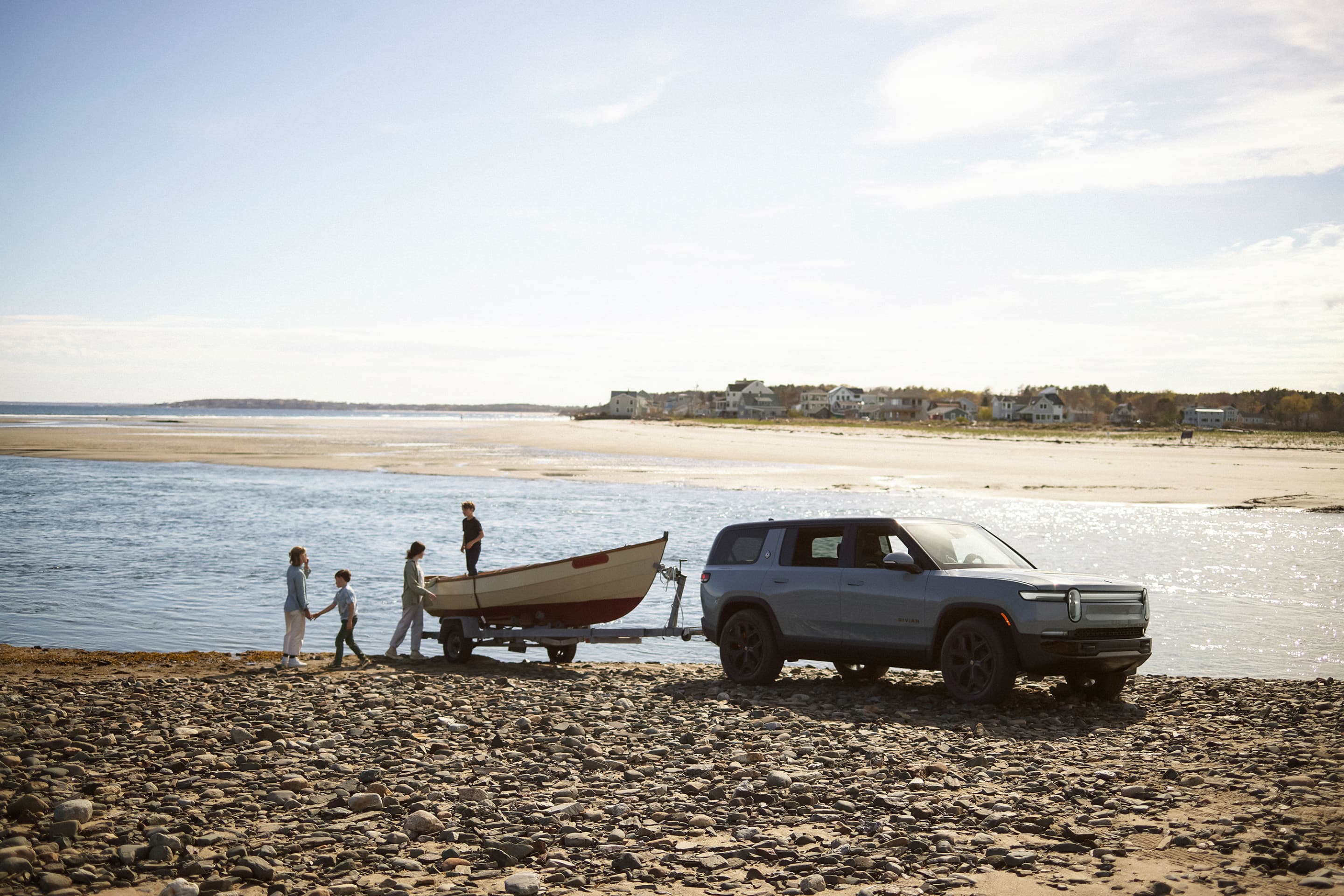 Rivian R1S 2027. צילום: Rivian