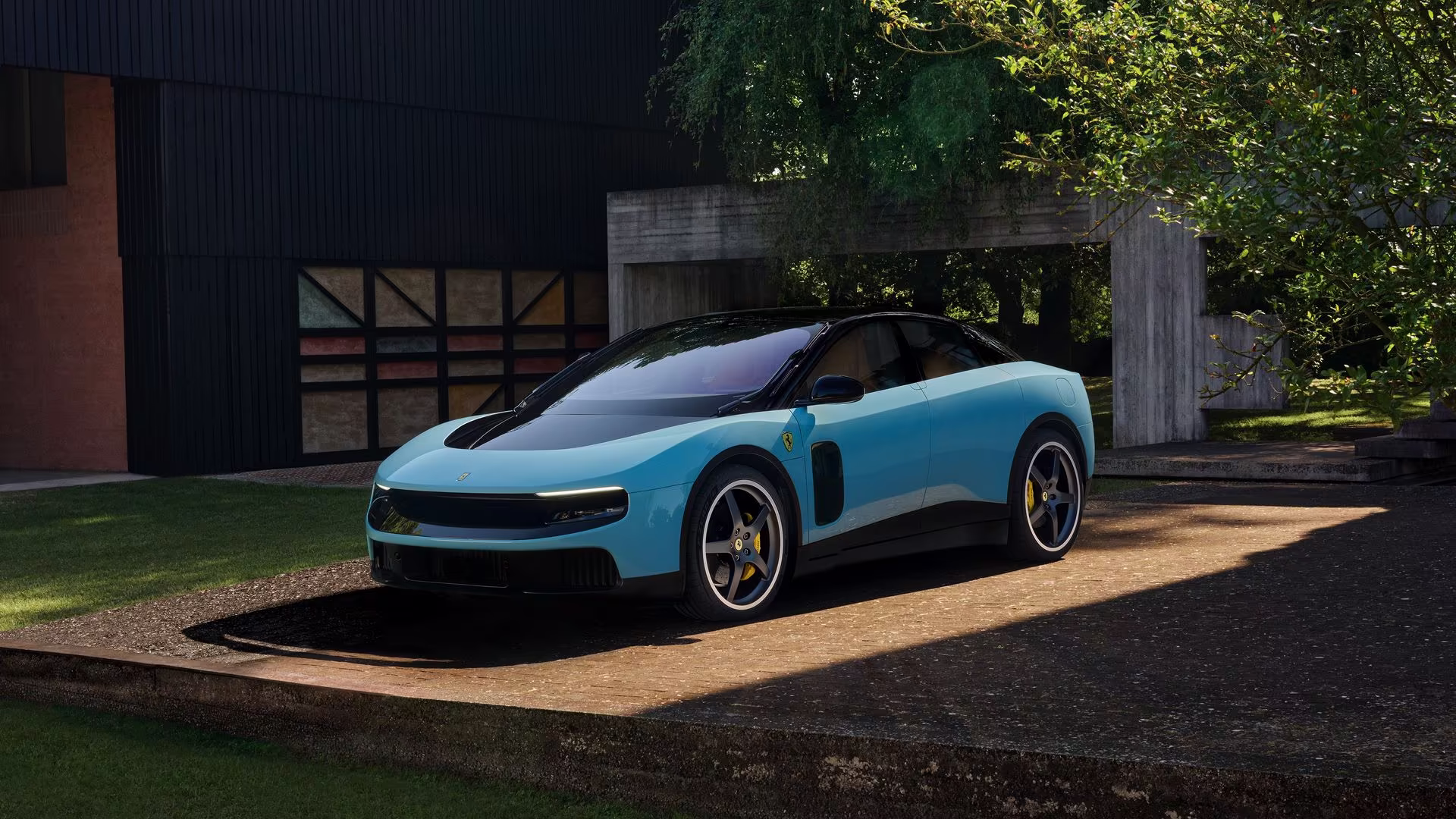 Ferrari Luce חשמלית