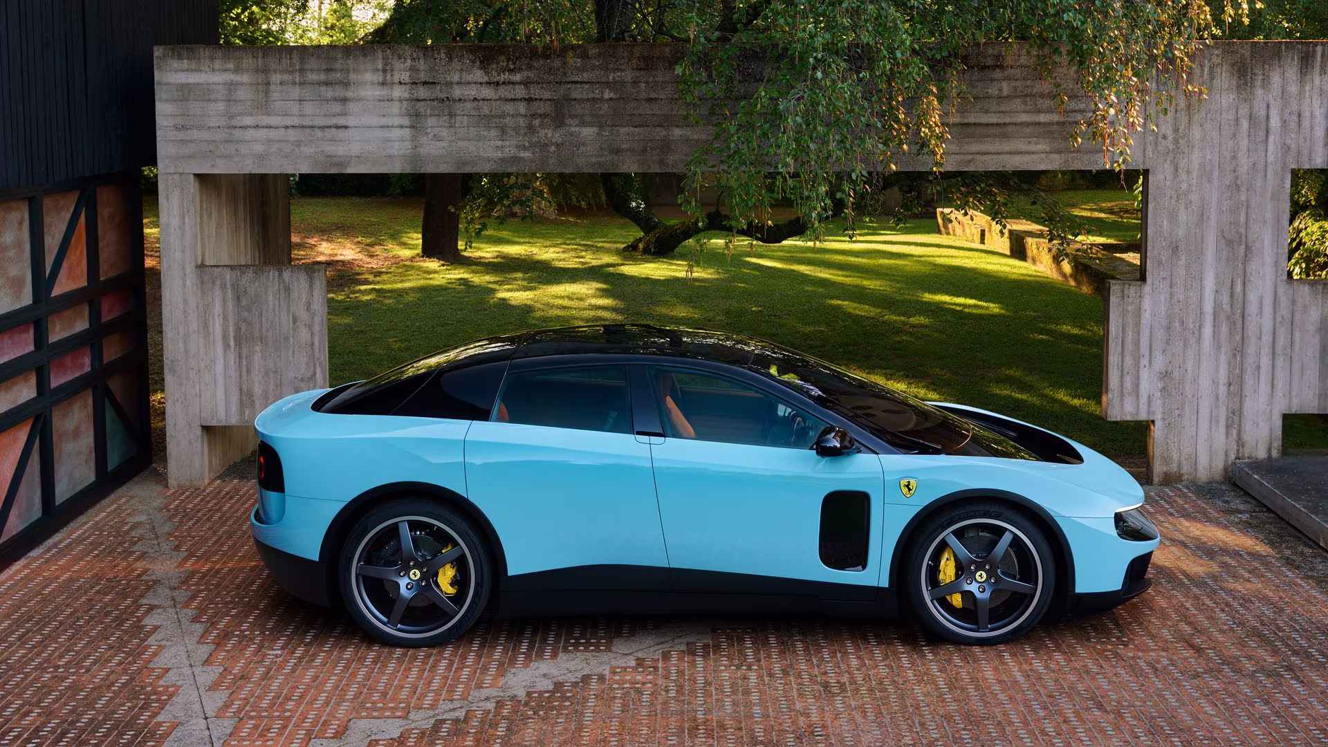 Ferrari Luce חשמלית. צילום: Ferrari